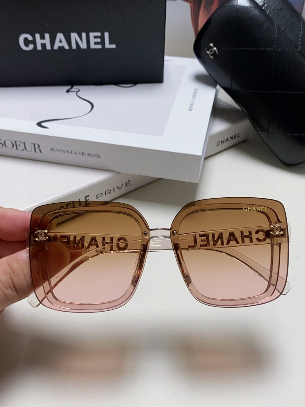 CHANEL SQUARE SUNGLASSES 638796 IN ACETATE