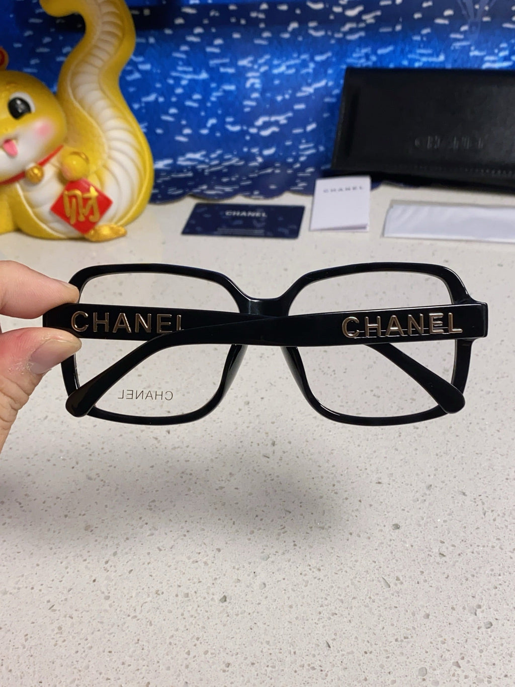 CHANEL SQUARE SUNGLASSES 638934 IN BLACK ACETATE