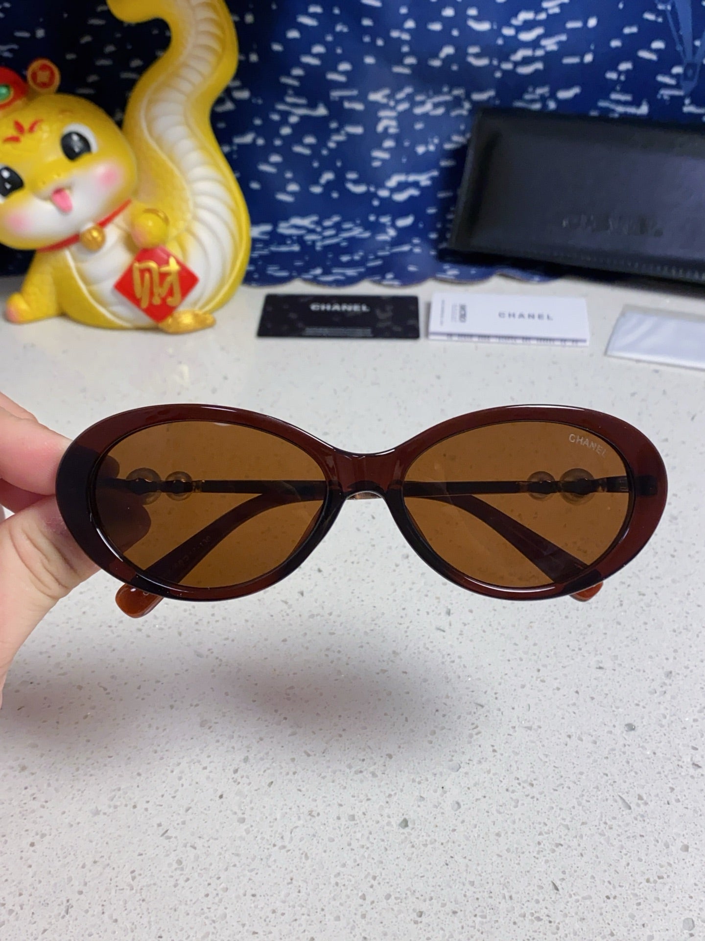 CHANEL OVAL SUNGLASSES 640342 IN BROWN CLEAR ACETATE METAL FRAME