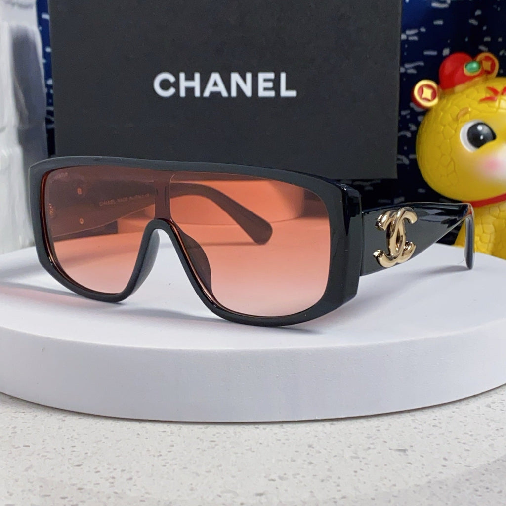 CHANEL SQUARE SUNGLASSES CH5495 IN BLACK ACETATE ORANGE SMOKE LENSES