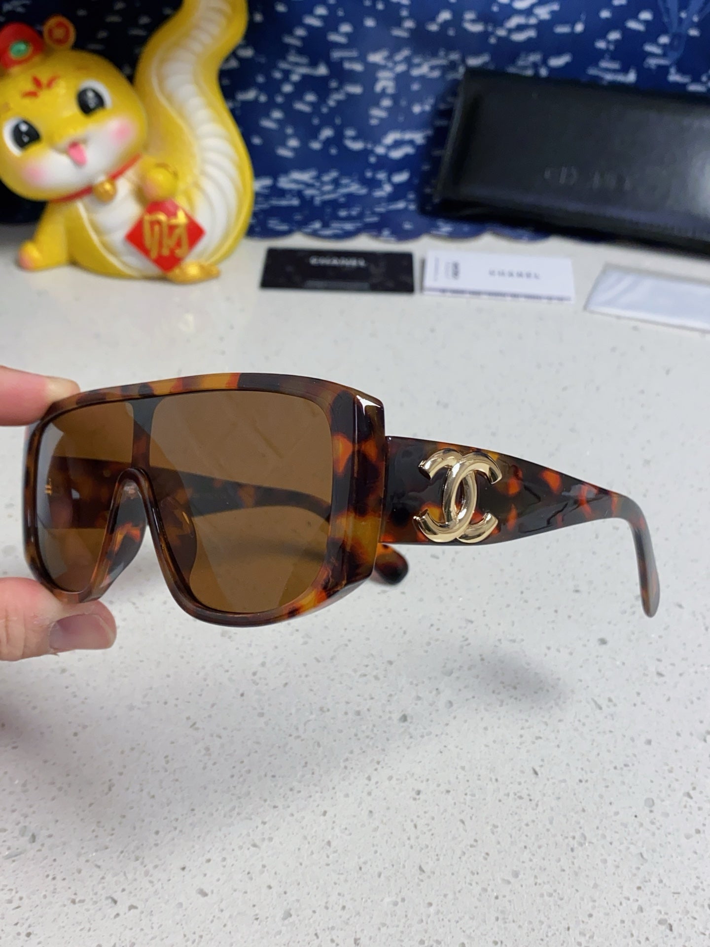 CHANEL SQUARE SUNGLASSES CH5495 IN HAVANA ACETATE BROWN LENSES