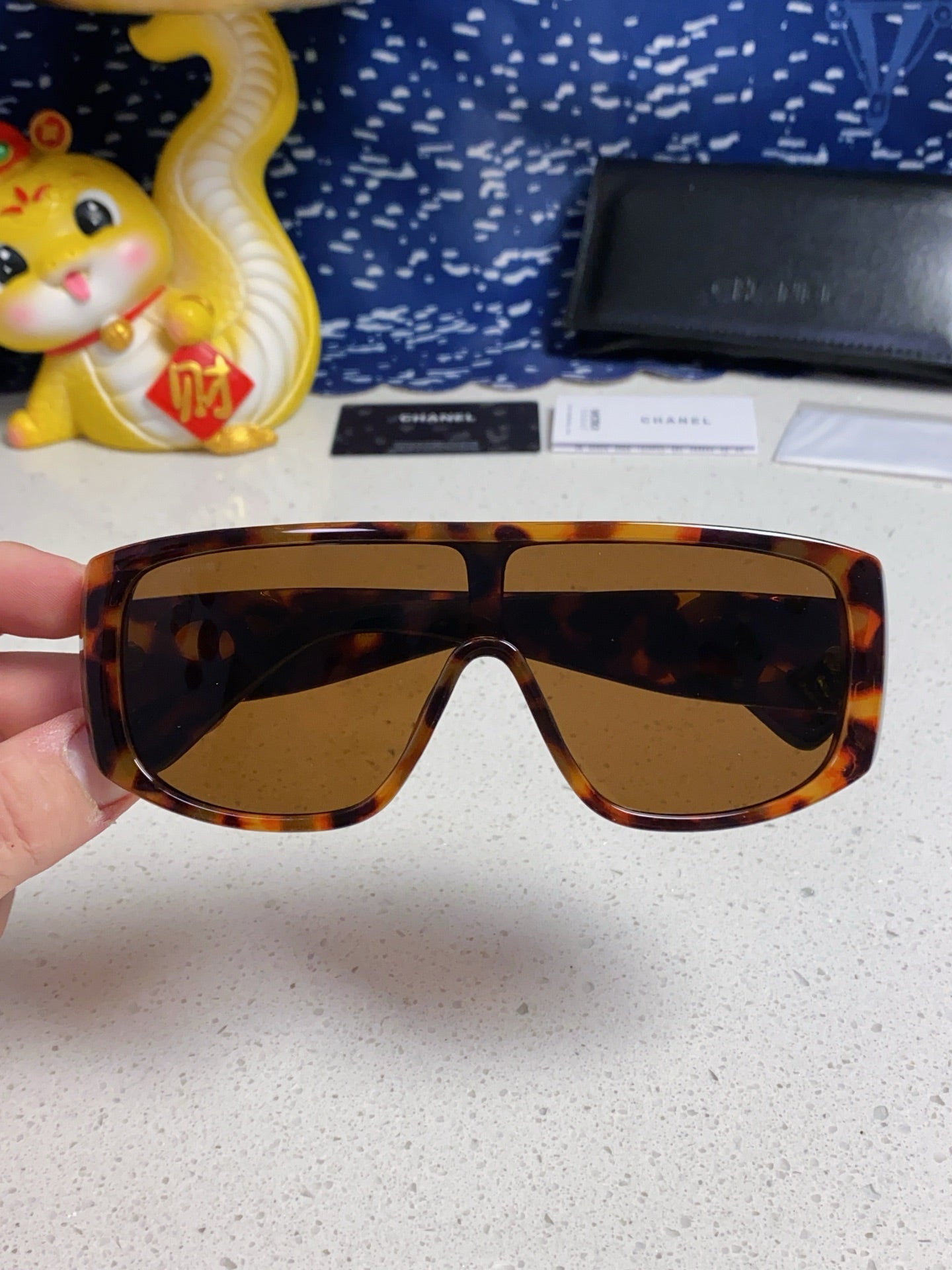 CHANEL SQUARE SUNGLASSES CH5495 IN HAVANA ACETATE BROWN LENSES