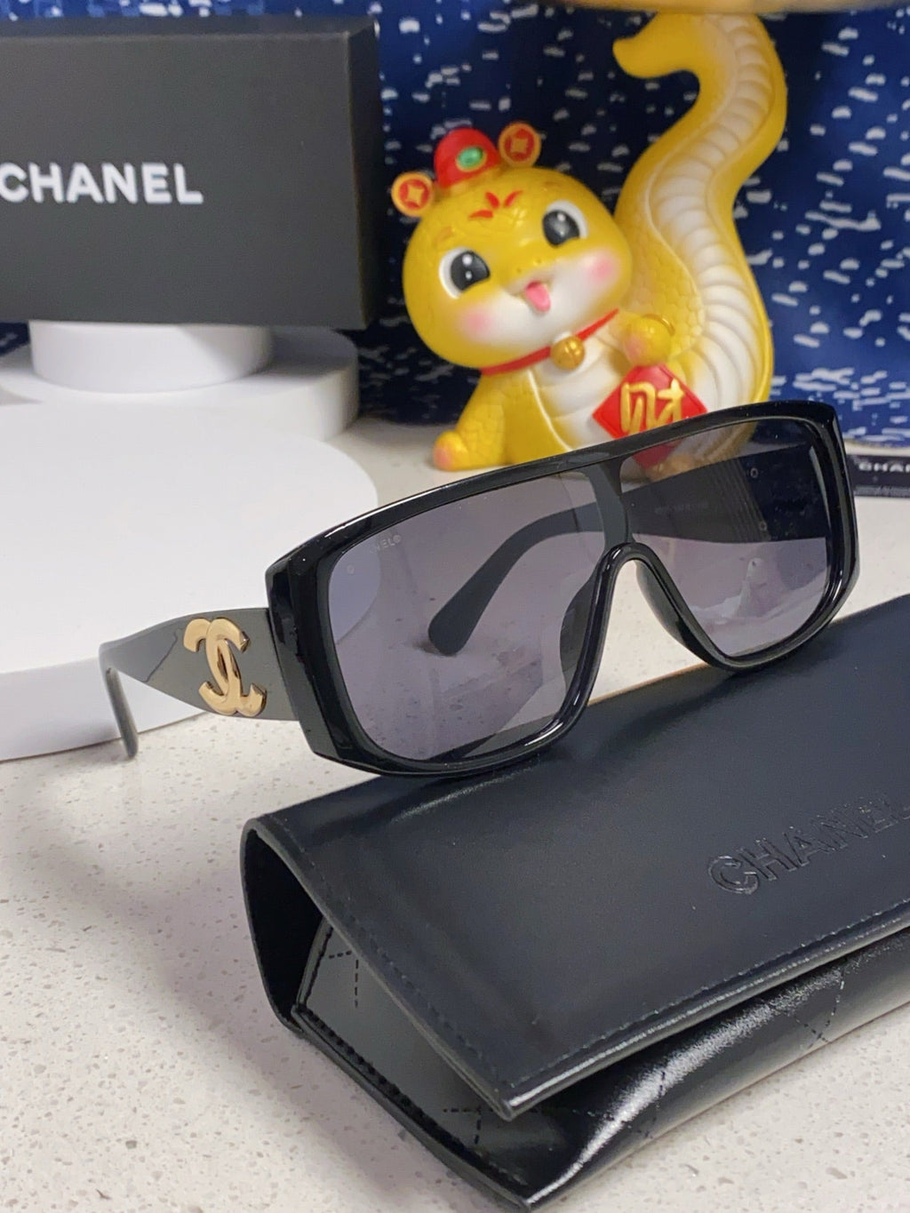 CHANEL SQUARE SUNGLASSES CH5495 IN BLACK ACETATE BLACK LENSES