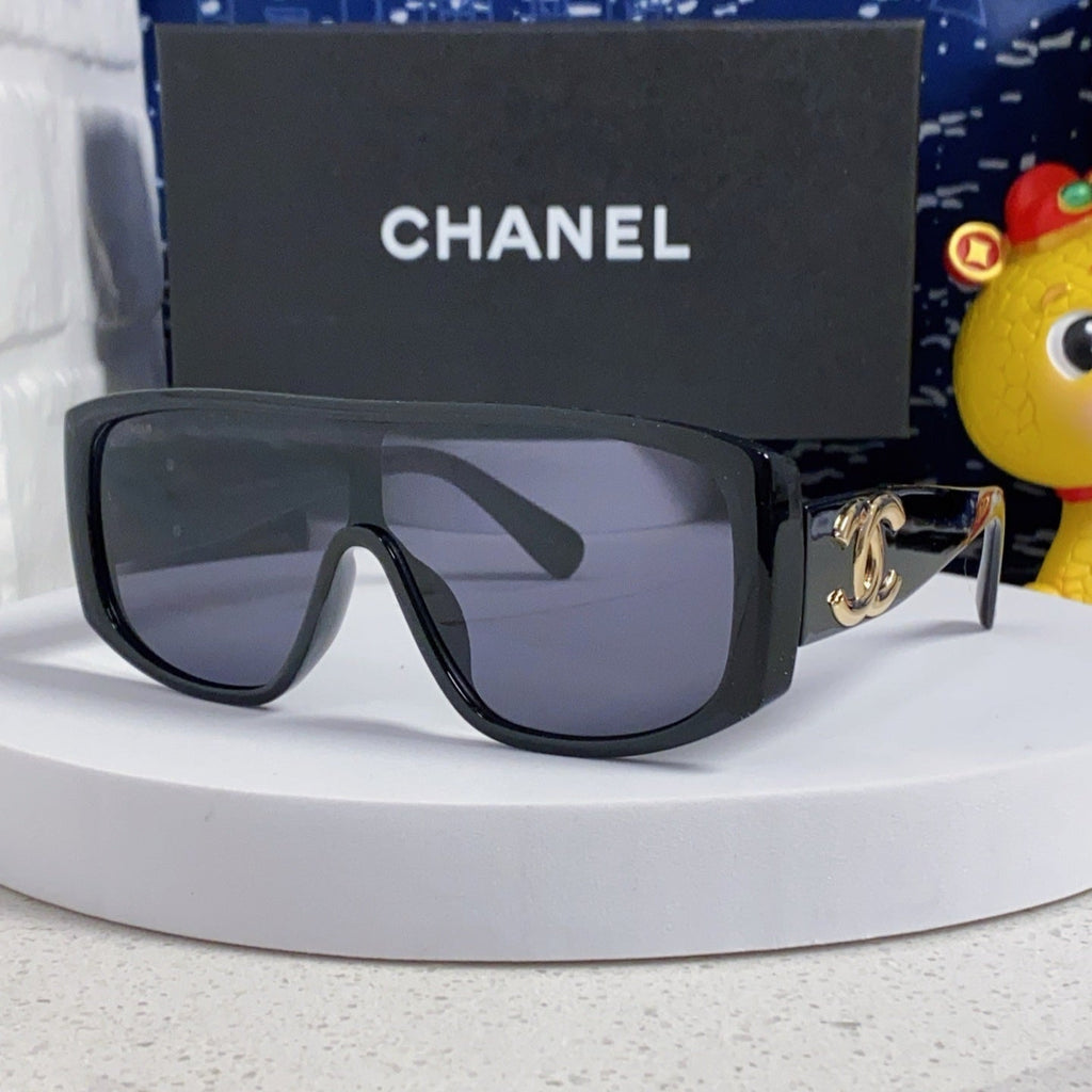 CHANEL SQUARE SUNGLASSES CH5495 IN BLACK ACETATE BLACK LENSES