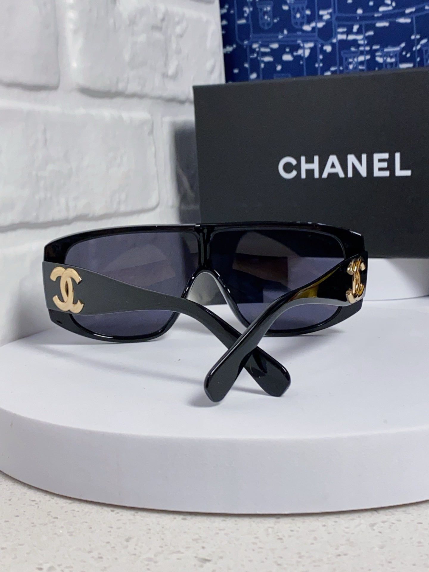 CHANEL SQUARE SUNGLASSES CH5495 IN BLACK ACETATE BLACK LENSES