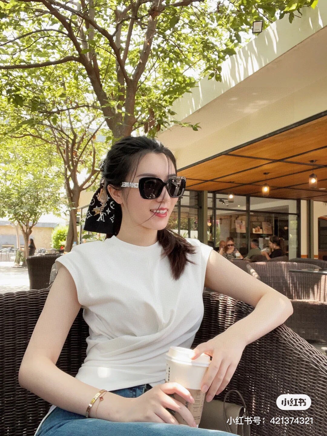 CHANEL BUTTERFLY SUNGLASSES 641815 IN BLACK ACETATE WHITE METAL LOGO