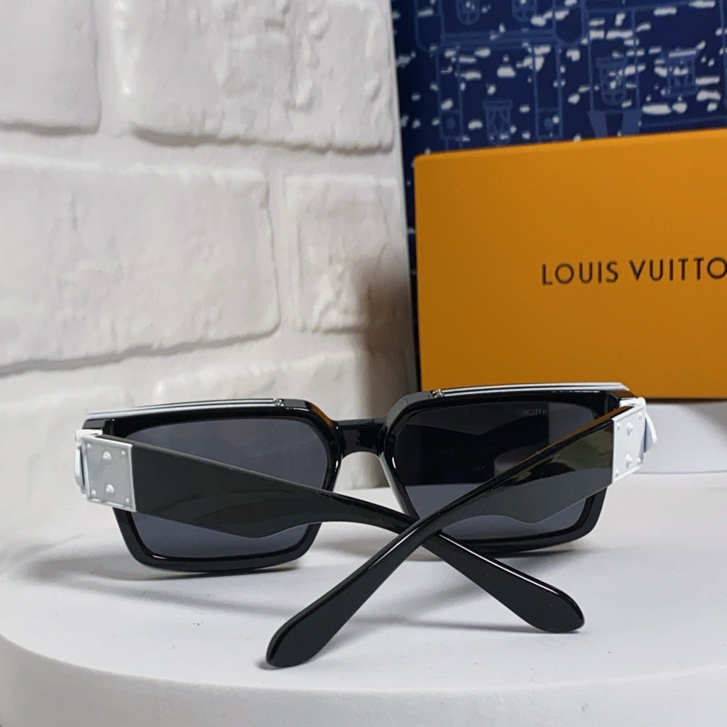 LOUIS VUITTON RECTANGLE SUNGLASSES 575849 BLACK IN ACETATE