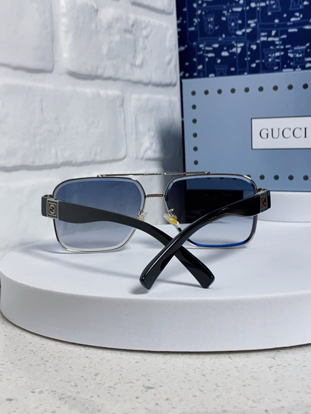 GUCCI SQUARE FRAME SUNGLASSES 576906 IN METAL
