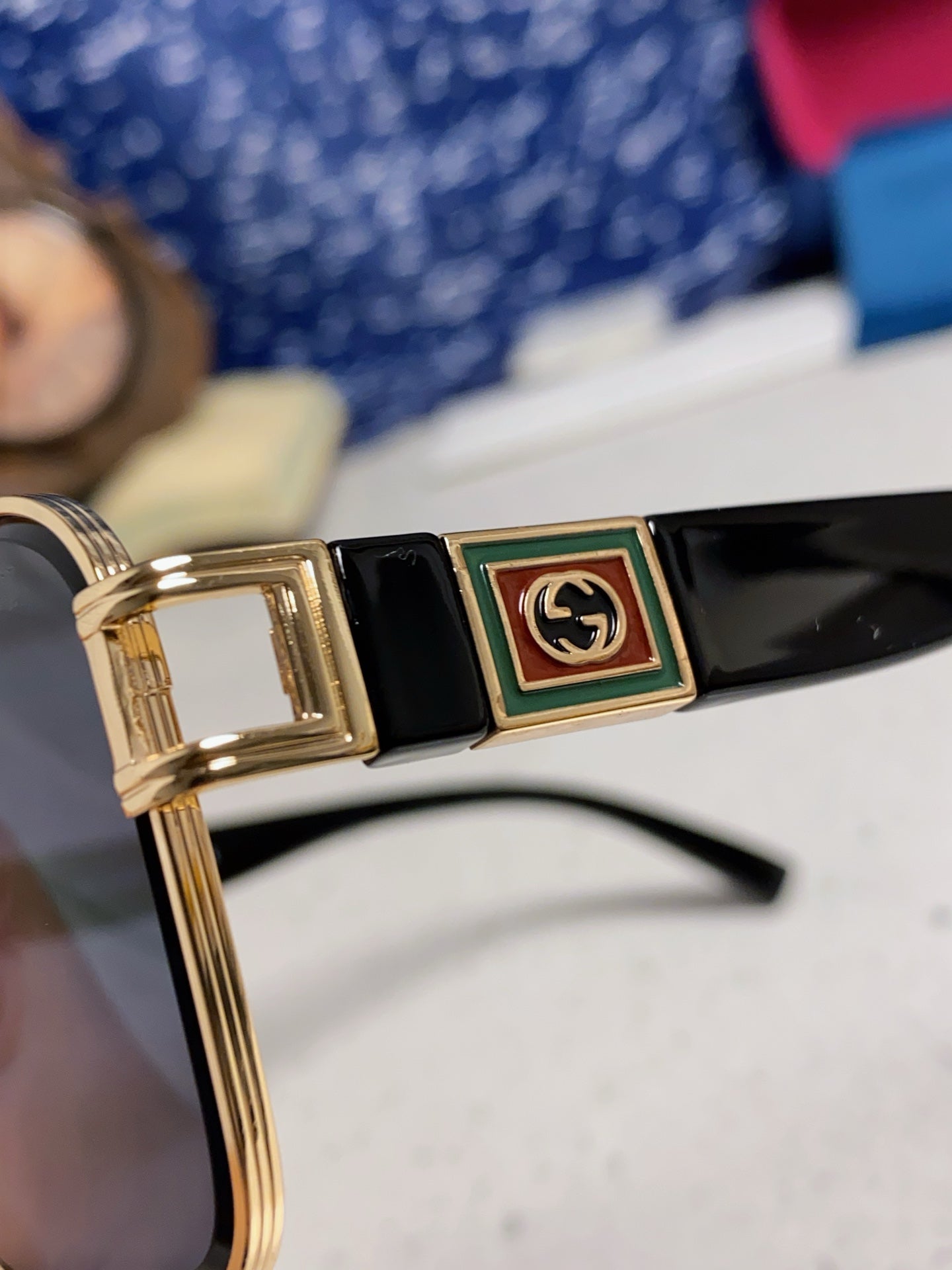 GUCCI SQUARE FRAME SUNGLASSES 576906 IN METAL