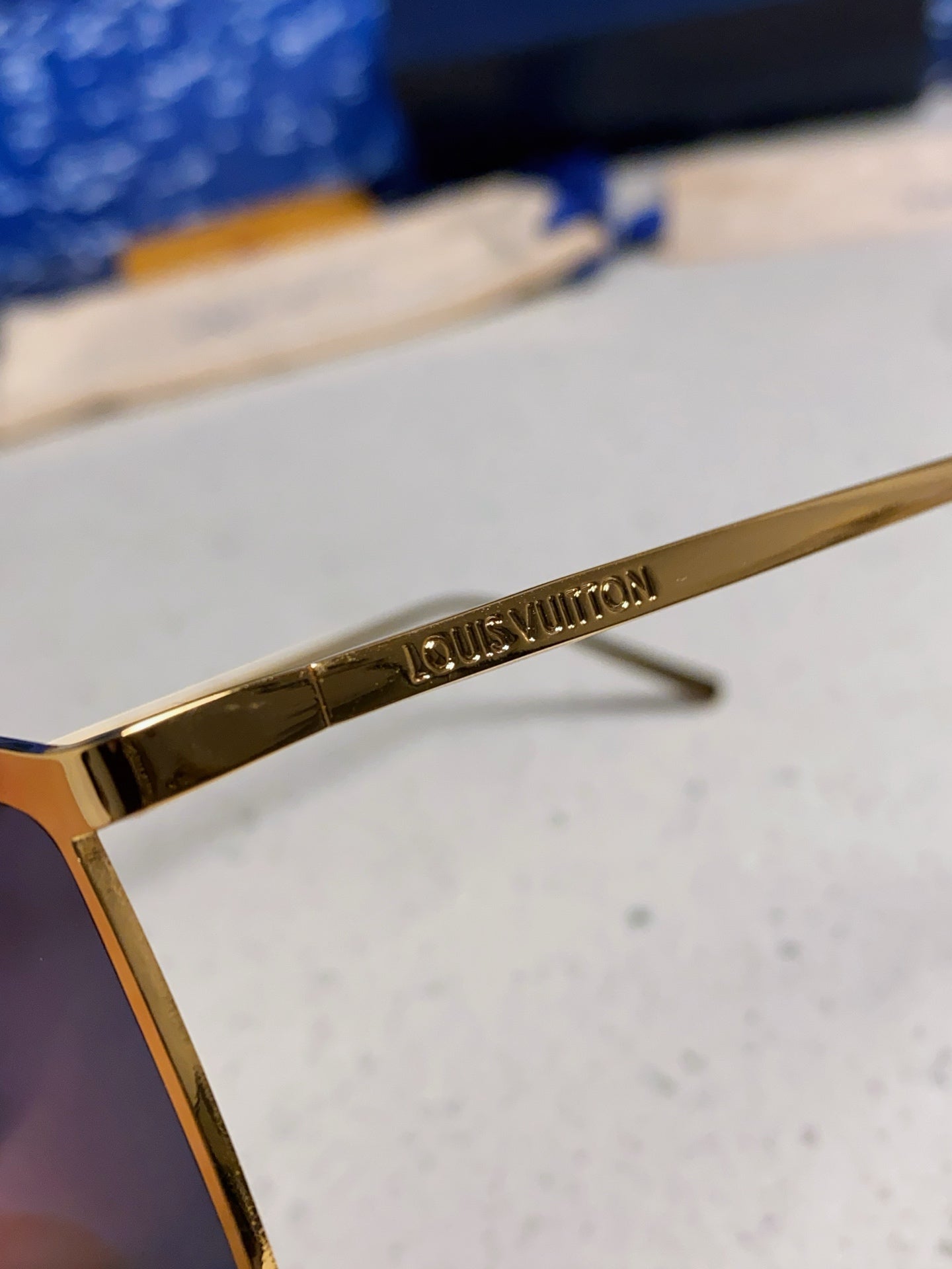 LOUIS VUITTON GOLDEN MASK SUNGLASSES 582735 IN GOLD METAL GREY LENSES