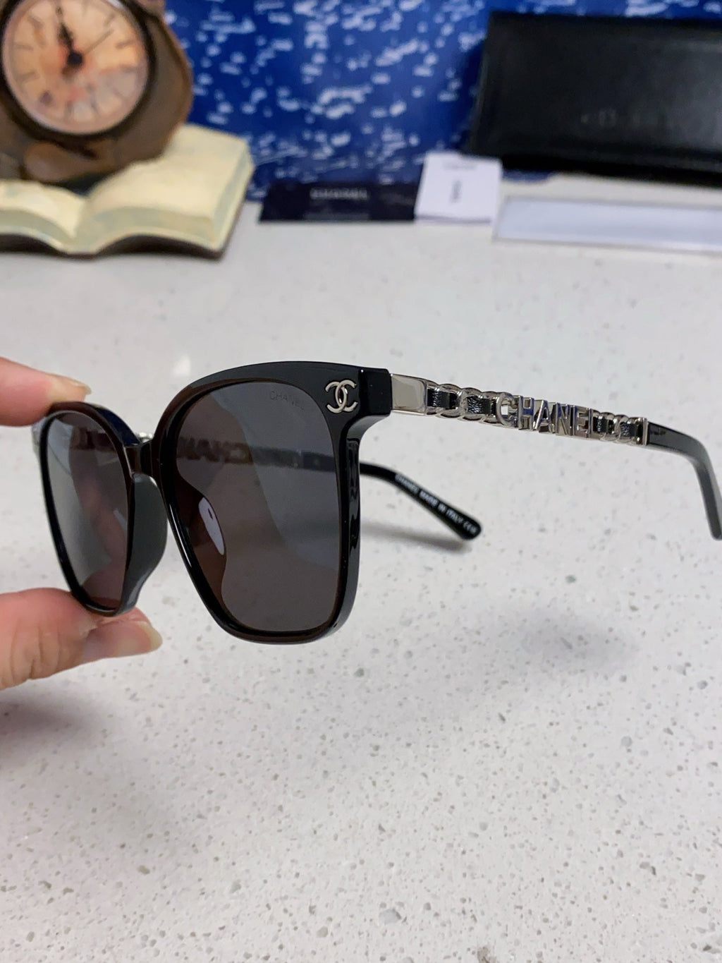 CHANEL SQUARE SUNGLASSES 632032 IN BLACK ACETATE SILVER METAL