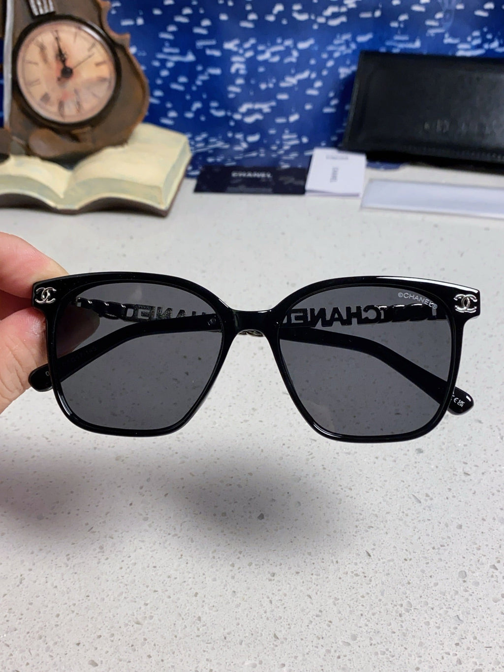 CHANEL SQUARE SUNGLASSES 632032 IN BLACK ACETATE SILVER METAL