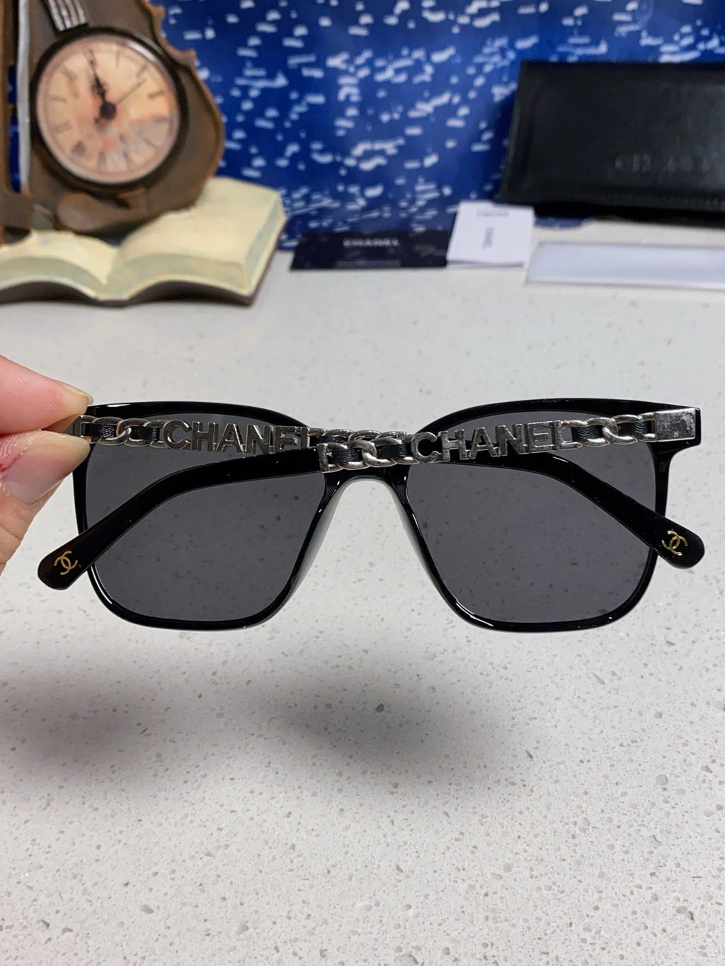 CHANEL SQUARE SUNGLASSES 632032 IN BLACK ACETATE SILVER METAL