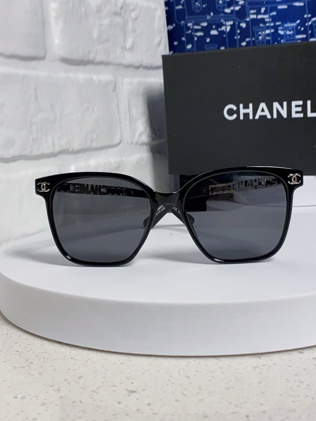 CHANEL SQUARE SUNGLASSES 632032 IN BLACK ACETATE SILVER METAL