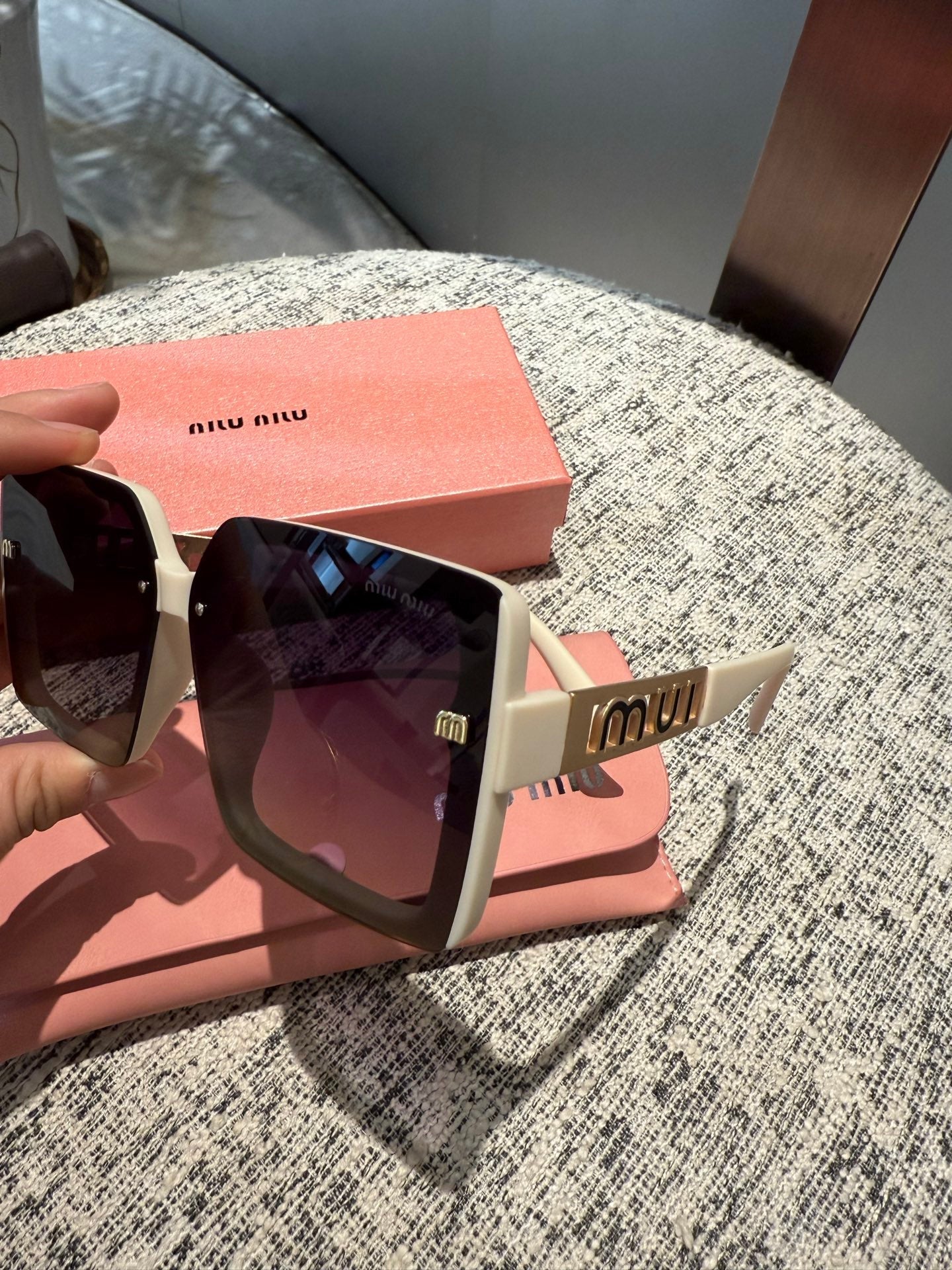 MIU MIU LOGO SQUARE SUNGLASSES 512015 IN WHITE ACETATE