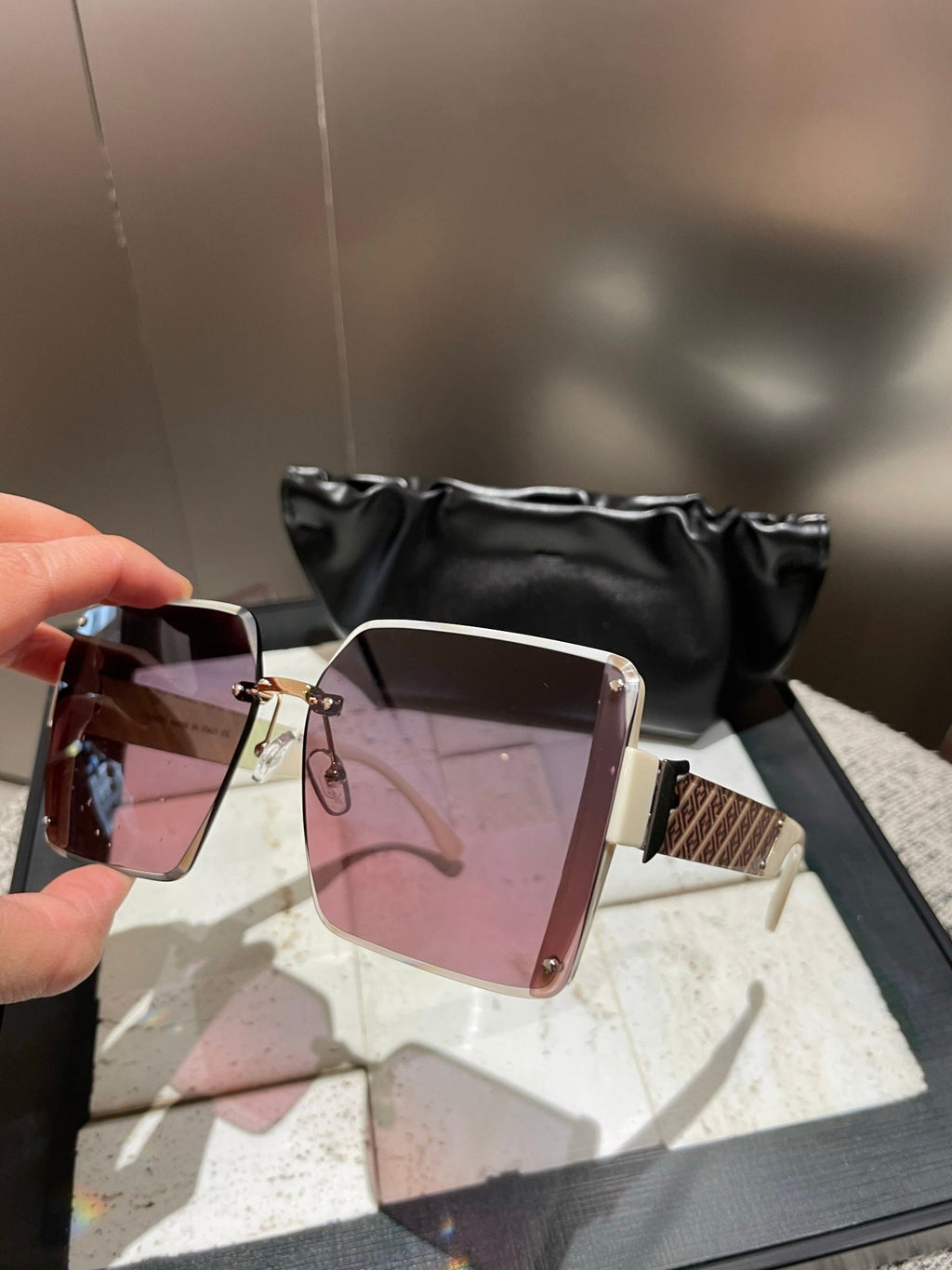 FENDI OVERSIZED FF DIAMONDS SQUARE FRAME SUNGLASSES 518548 IN ACETATE