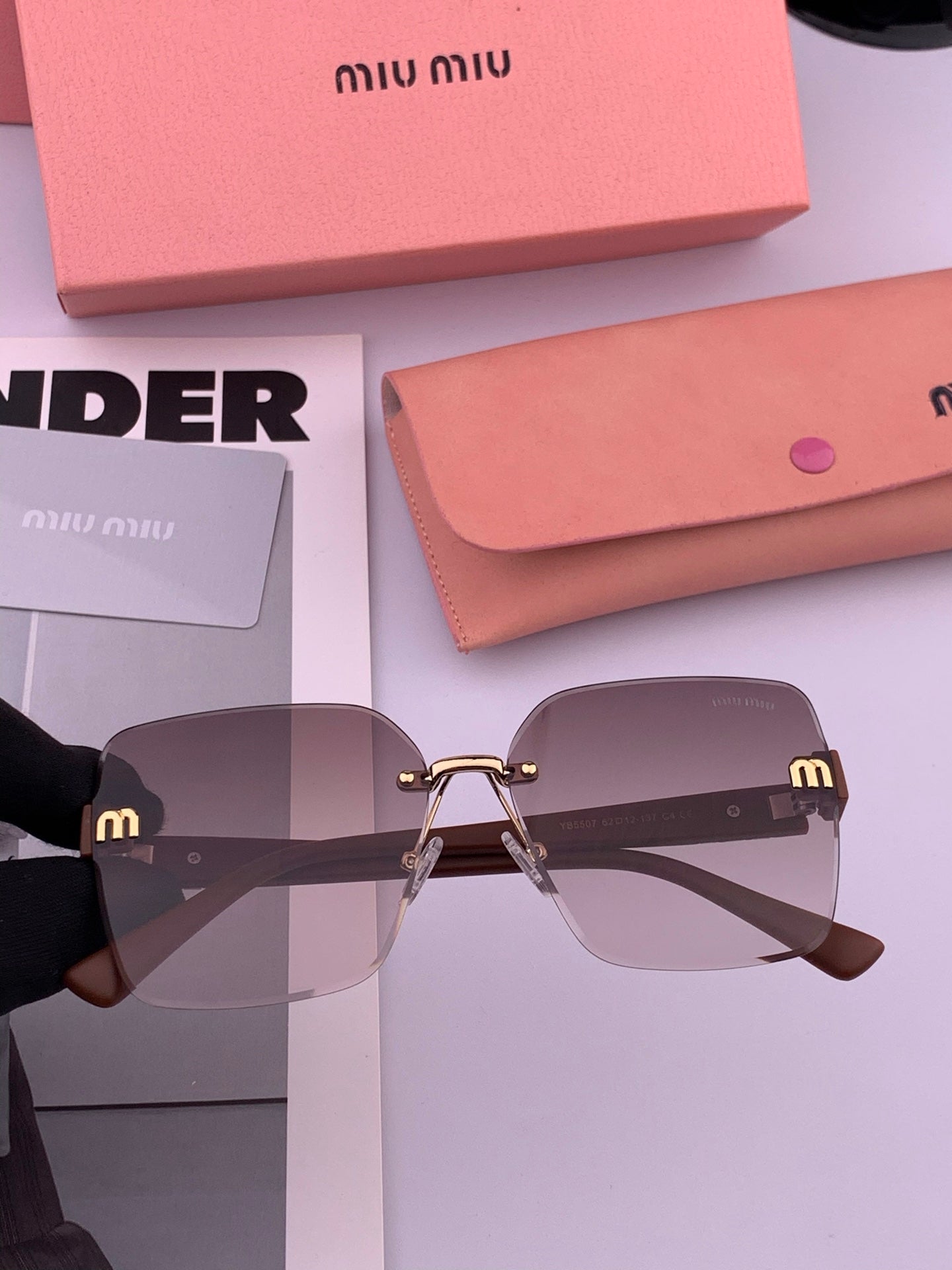 MIU MIU RUNWAY SQUARE SUNGLASSES M7550 IN ACETATE