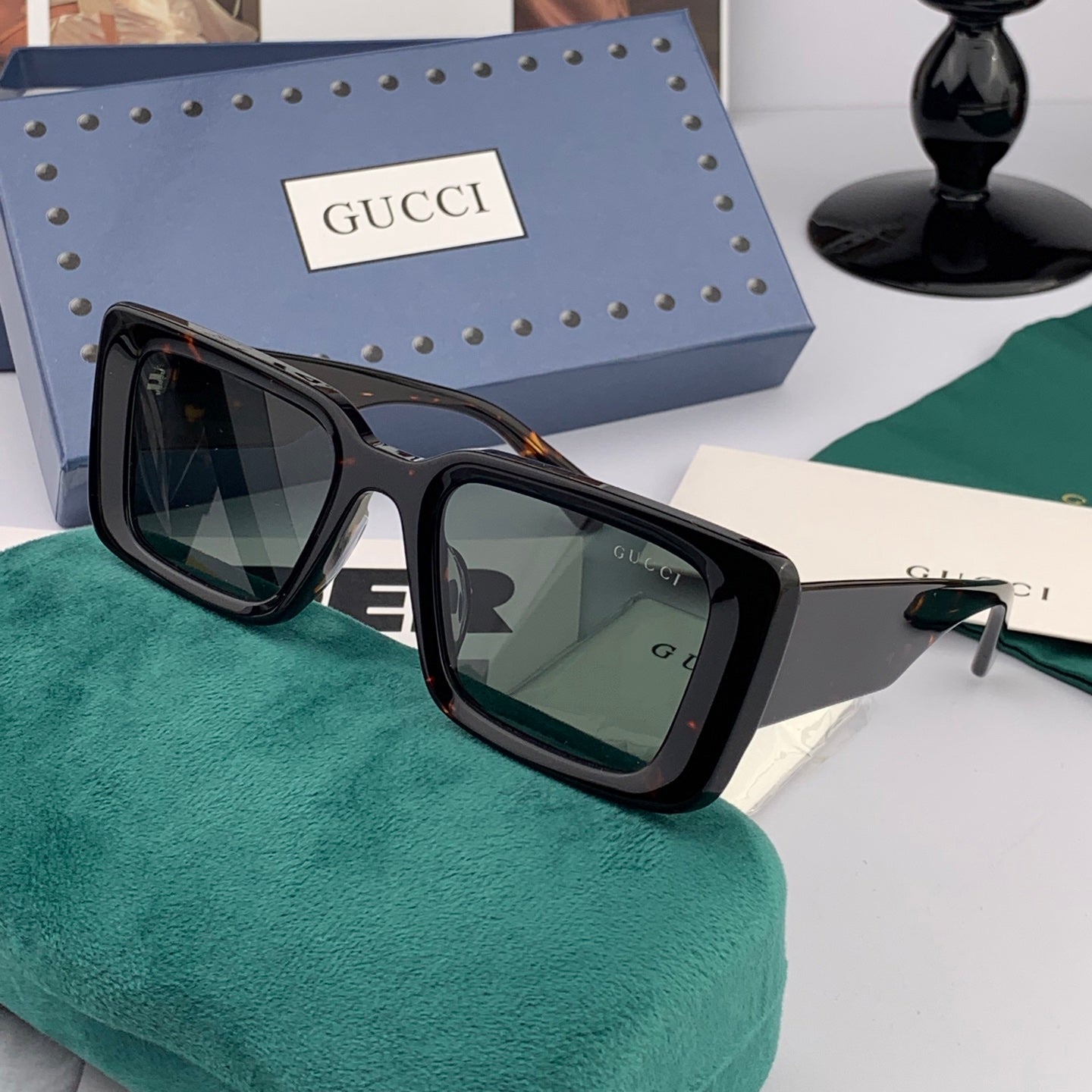 GUCCI CHUNKY RECTANGULAR FRAME SUNGLASSES G204 IN ACETATE