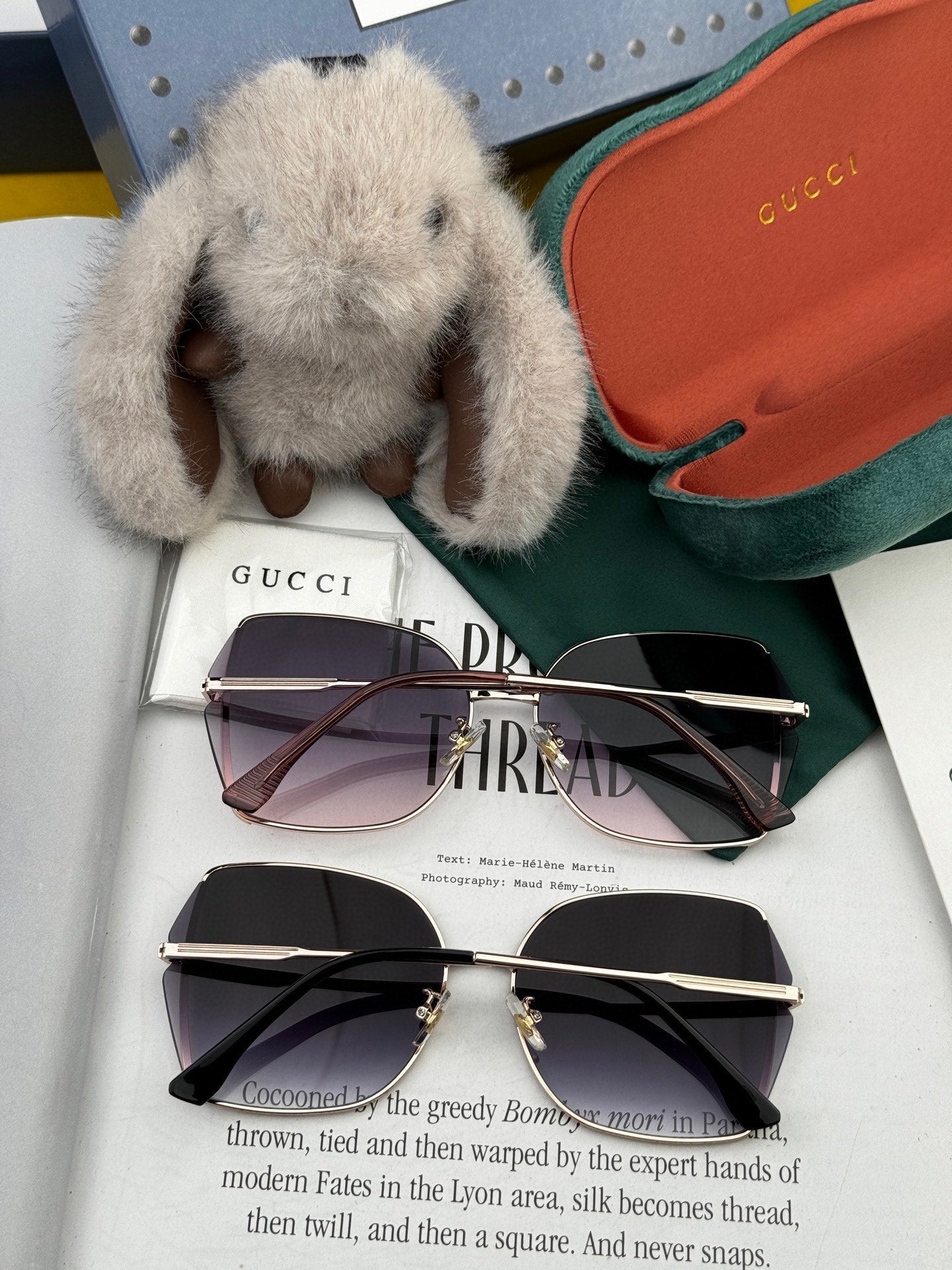 GUCCI OVERSIZED RECTANGULAR FRAME SUNGLASSES G1641 IN METAL