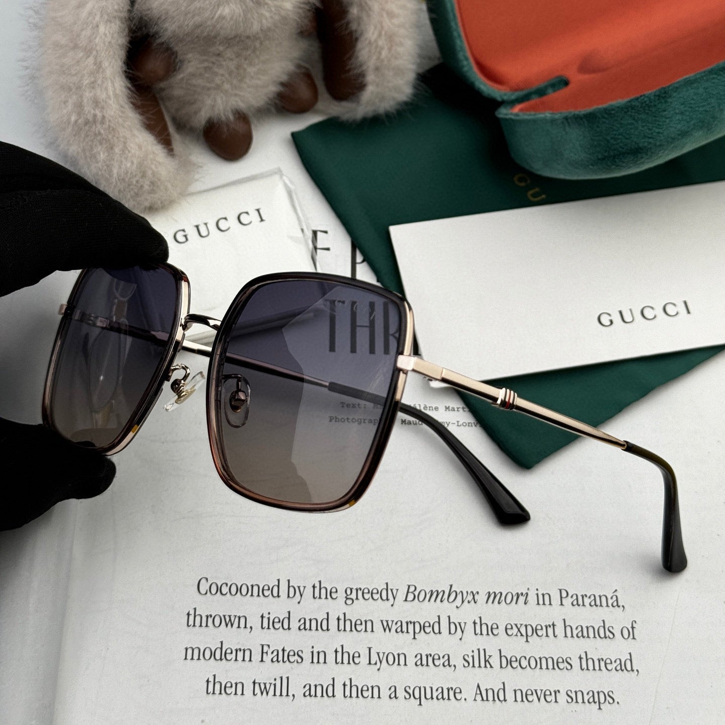 GUCCI SQUARE FRAME SUNGLASSES G1640 IN METAL