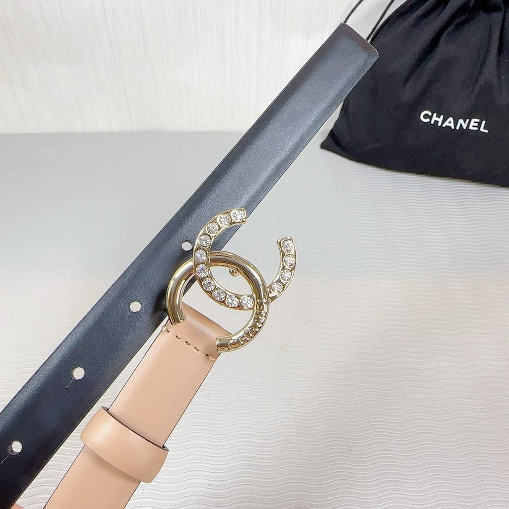 CHANEL BELT 20 MM IN DESERT SAND SMOOTH CALFSKIN GOLD HARDWARE ATTACH RHINSTONE