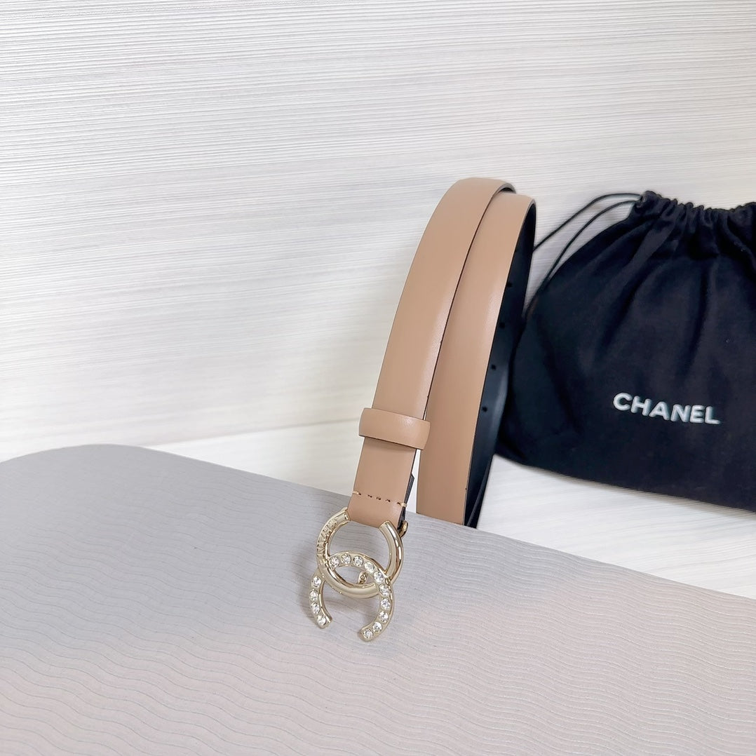 CHANEL BELT 20 MM IN DESERT SAND SMOOTH CALFSKIN GOLD HARDWARE ATTACH RHINSTONE