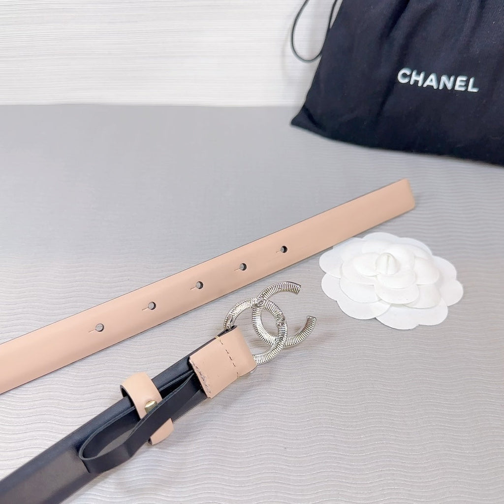 CHANEL BELT 20 MM IN DESERT SAND SMOOTH CALFSKIN SILVER HARDWARE ATTACH RHINSTONE