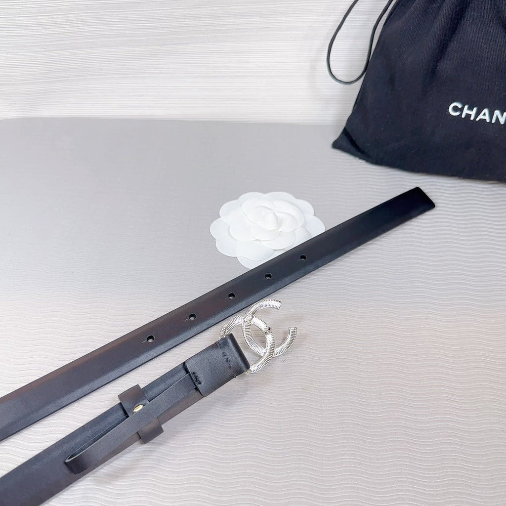 CHANEL BELT 20 MM IN BLACK SMOOTH CALFSKIN SILVER HARDWARE ATTACH RHINSTONE