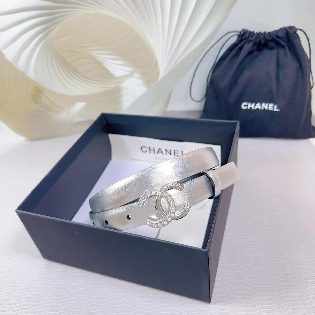 CHANEL BELT 20 MM IN SILVER SMOOTH CALFSKIN SILVER HARDWARE ATTACH RHINSTONE