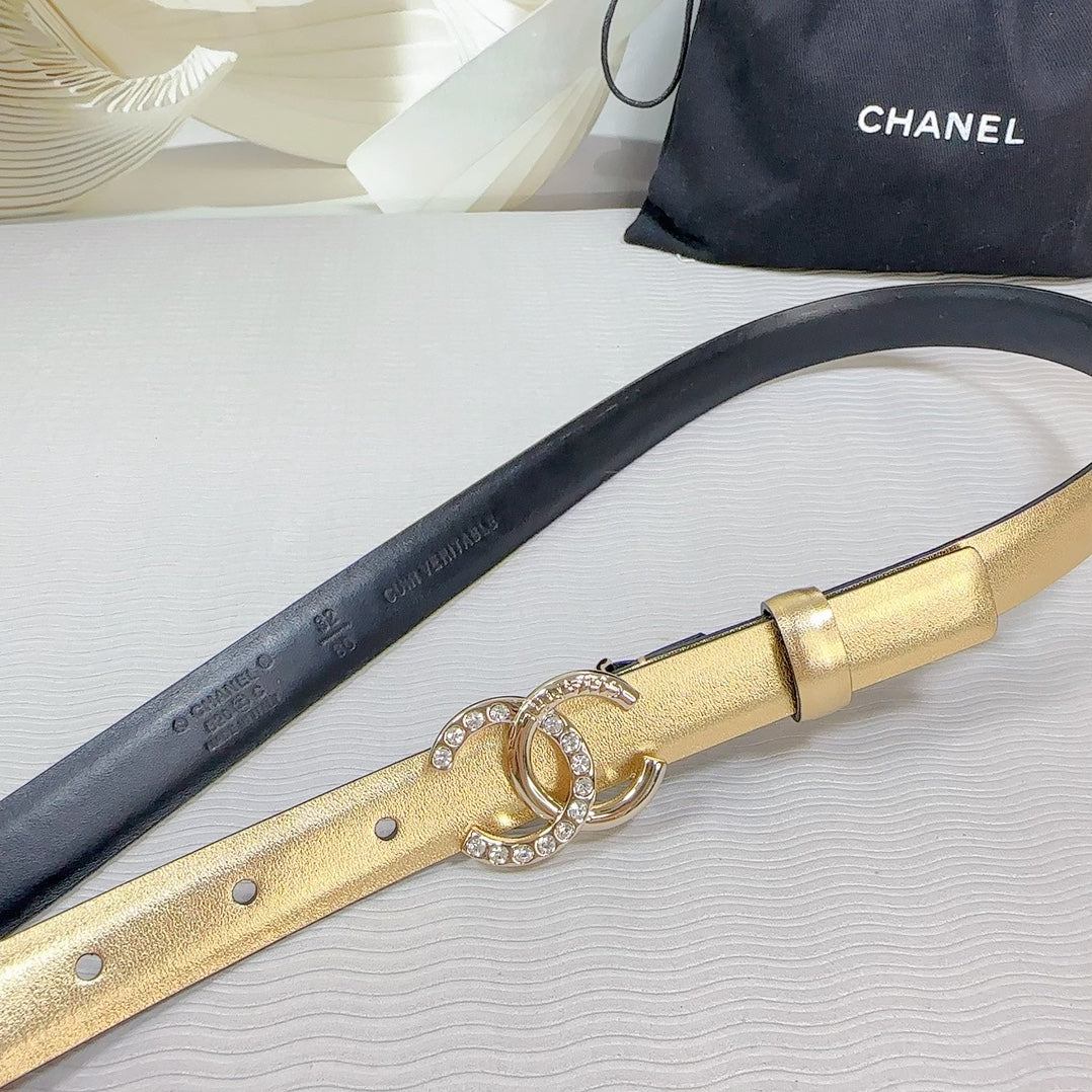 CHANEL BELT 20 MM IN GOLD SMOOTH CALFSKIN GOLD HARDWARE ATTACH RHINSTONE