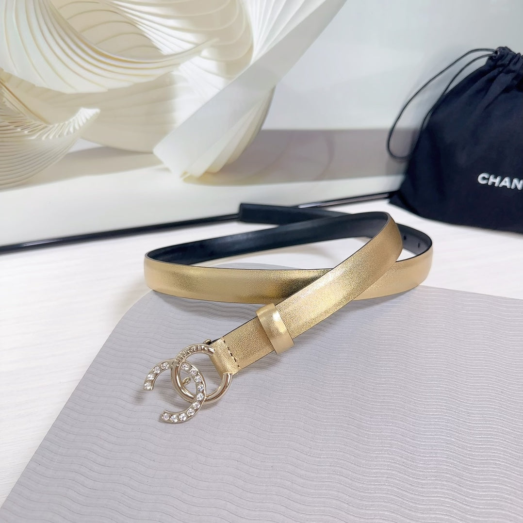 CHANEL BELT 20 MM IN GOLD SMOOTH CALFSKIN GOLD HARDWARE ATTACH RHINSTONE