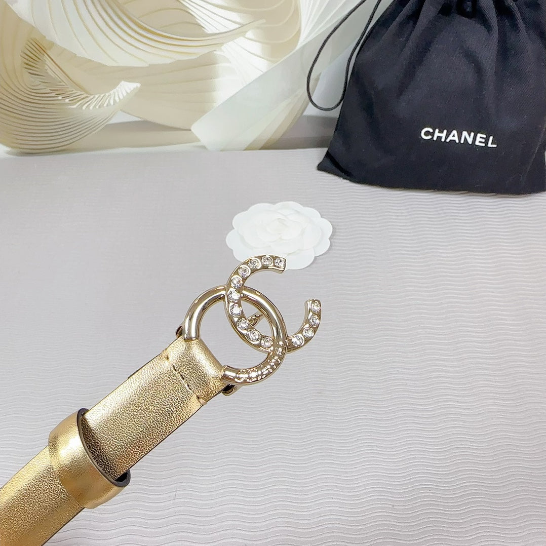 CHANEL BELT 20 MM IN GOLD SMOOTH CALFSKIN GOLD HARDWARE ATTACH RHINSTONE