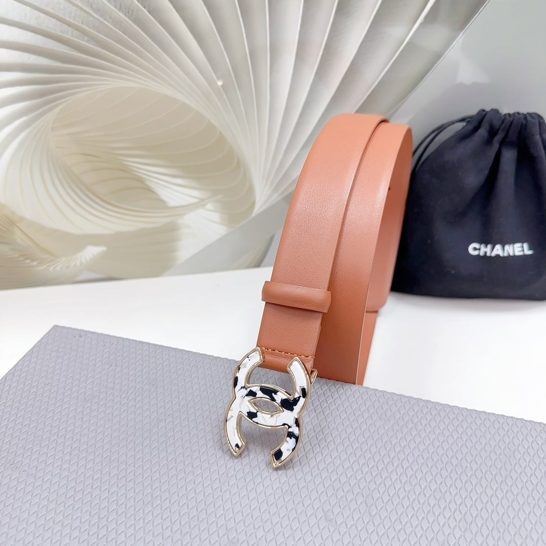 CHANEL 30MM BELT IN TIGER ORANGE SHINNY CALFSKIN WHITE LOGO