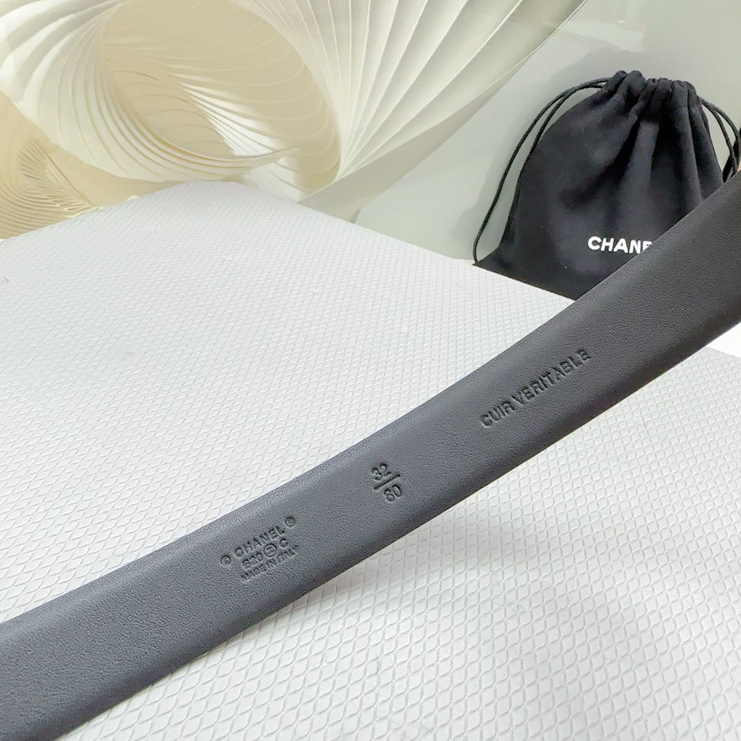 CHANEL 30MM BELT IN BLACK SHINNY CALFSKIN WHITE LOGO