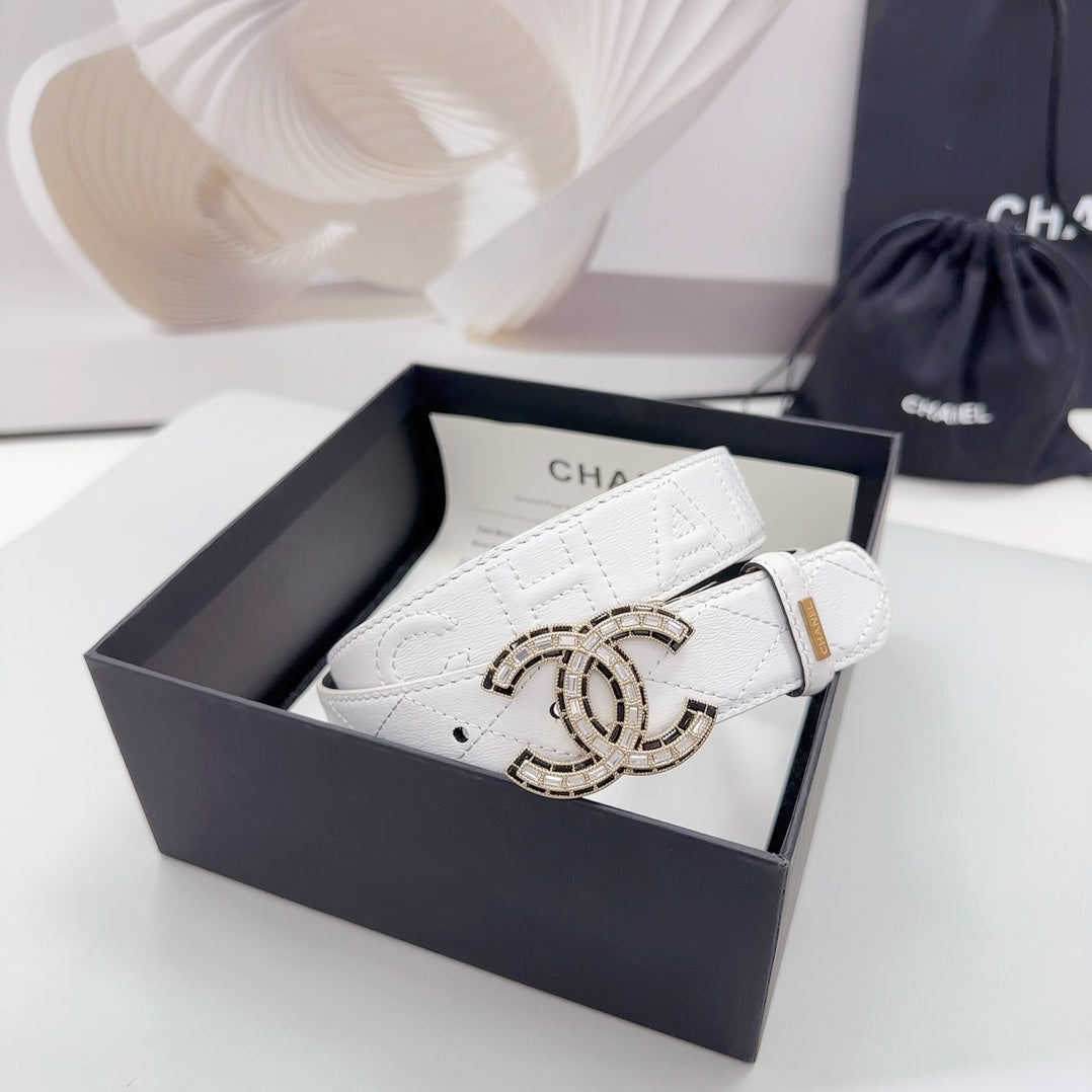 CHANEL 30MM BELT IN WHITE EMBROIDERED CALFSKIN METAL HARDWARE