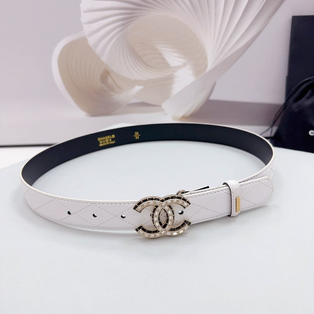 CHANEL 30MM BELT IN WHITE EMBROIDERED CALFSKIN METAL HARDWARE