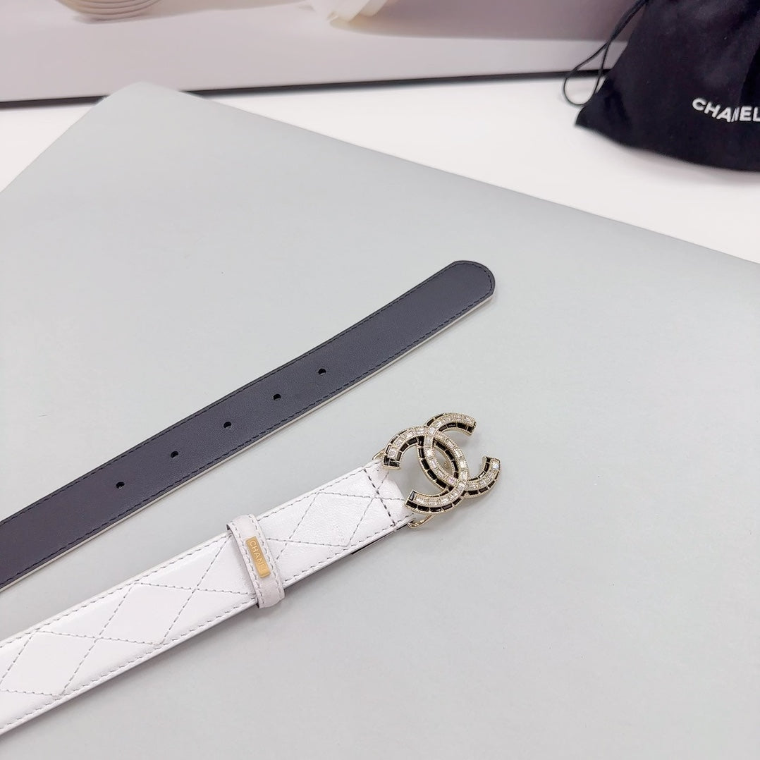 CHANEL 30MM BELT IN WHITE EMBROIDERED CALFSKIN METAL HARDWARE