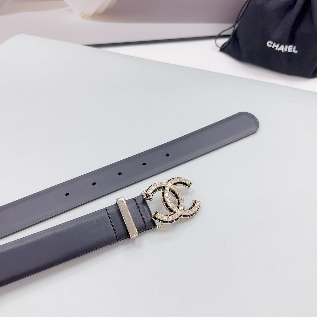 CHANEL 30MM BELT IN BLACK SMOOTH CALFSKIN METAL LOGO