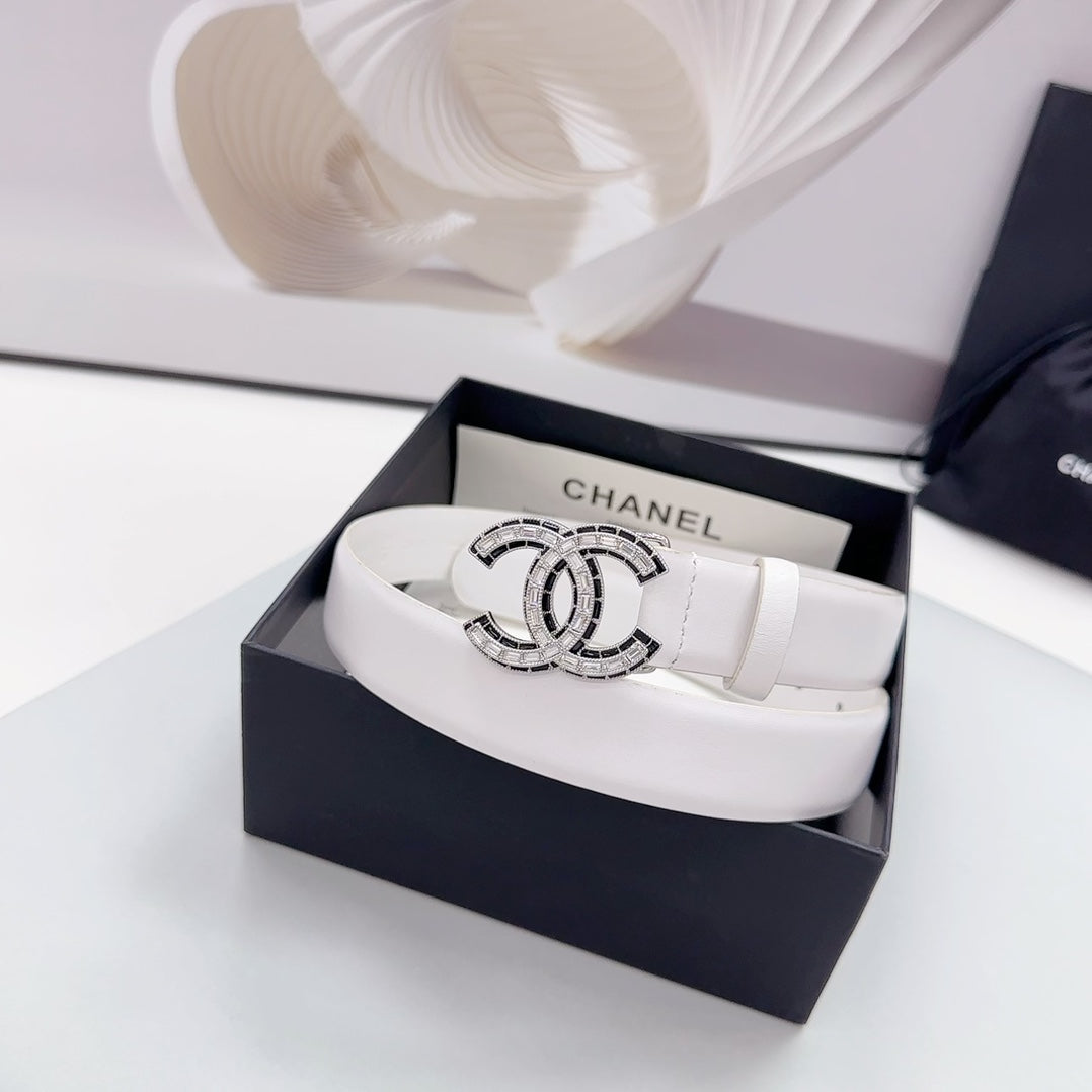 CHANEL 30MM BELT IN WHITE CALFSKIN METAL HARDWARE