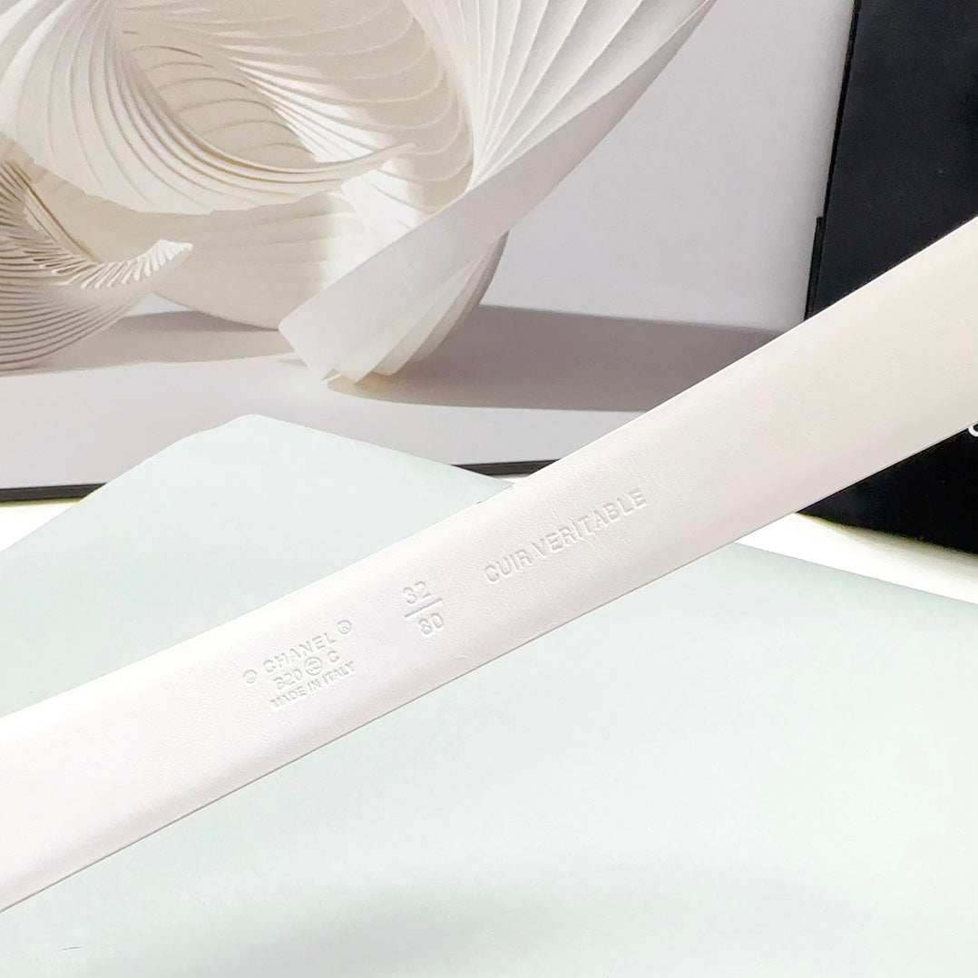 CHANEL 30MM BELT IN WHITE CALFSKIN METAL HARDWARE