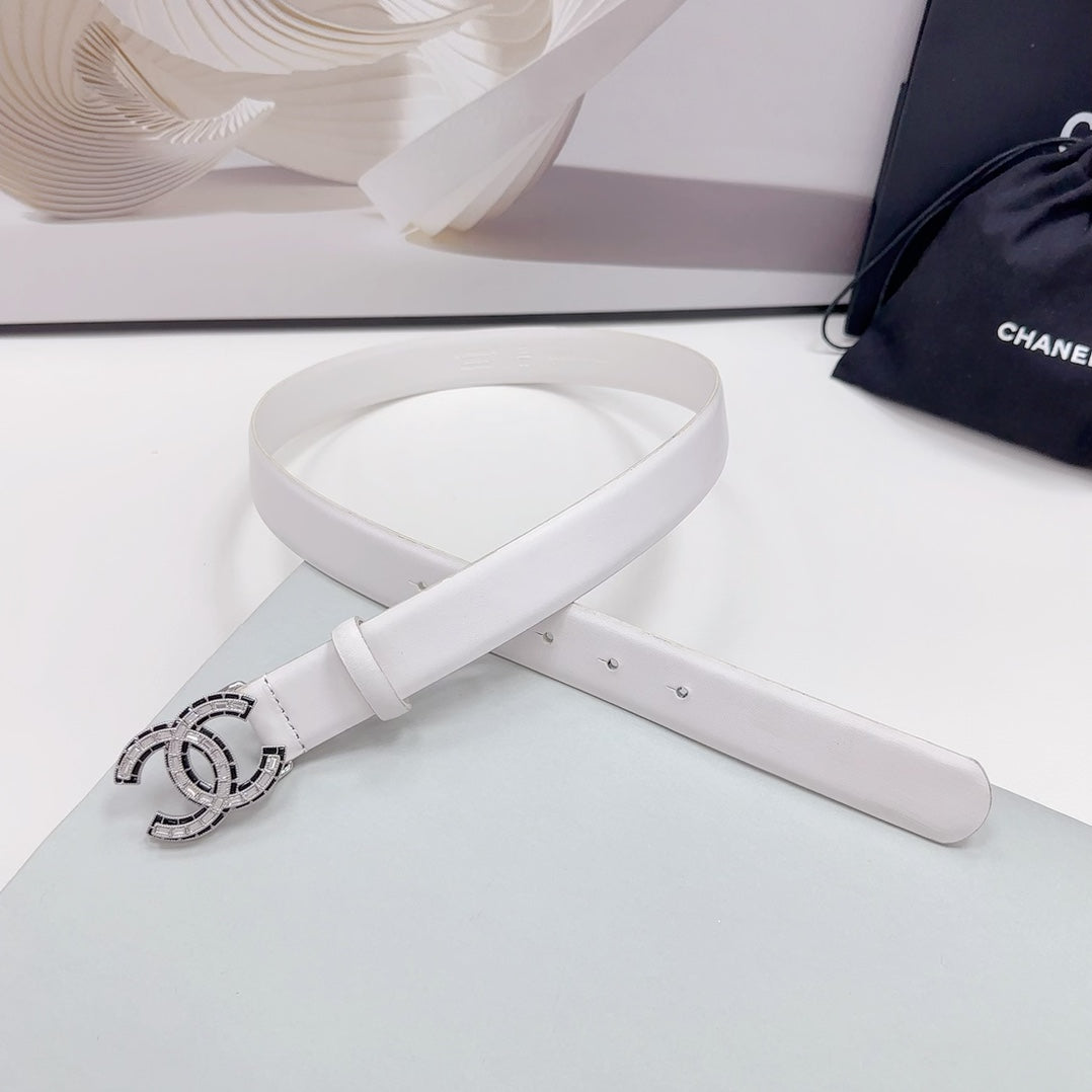 CHANEL 30MM BELT IN WHITE CALFSKIN METAL HARDWARE