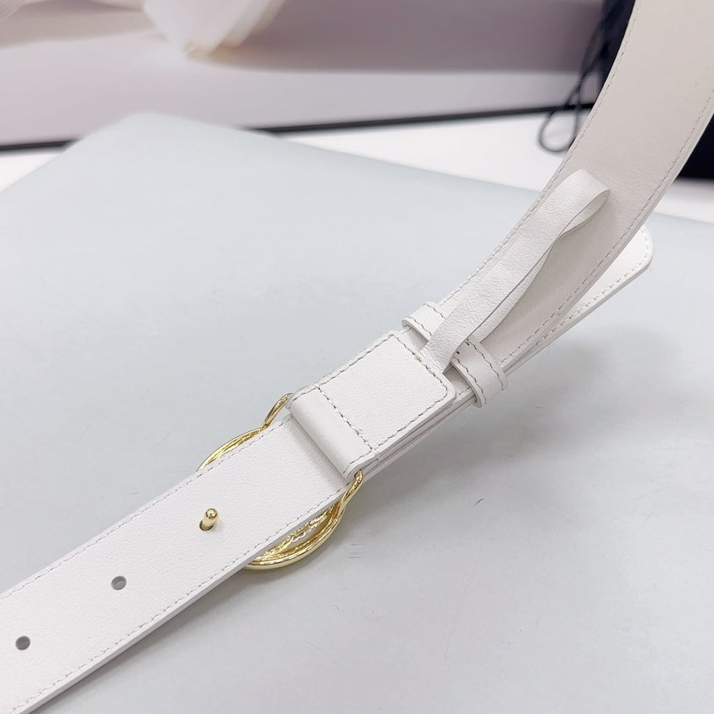 CHANEL 30MM BELT IN WHITE CALFSKIN GOLD HARDWARE ATTACH PEARLS