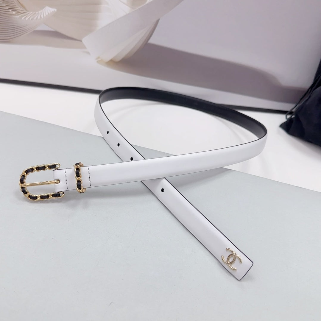 CHANEL BELT 20 MM IN WHITE MIX BLACK CALFSKIN GOLD HARDWARE