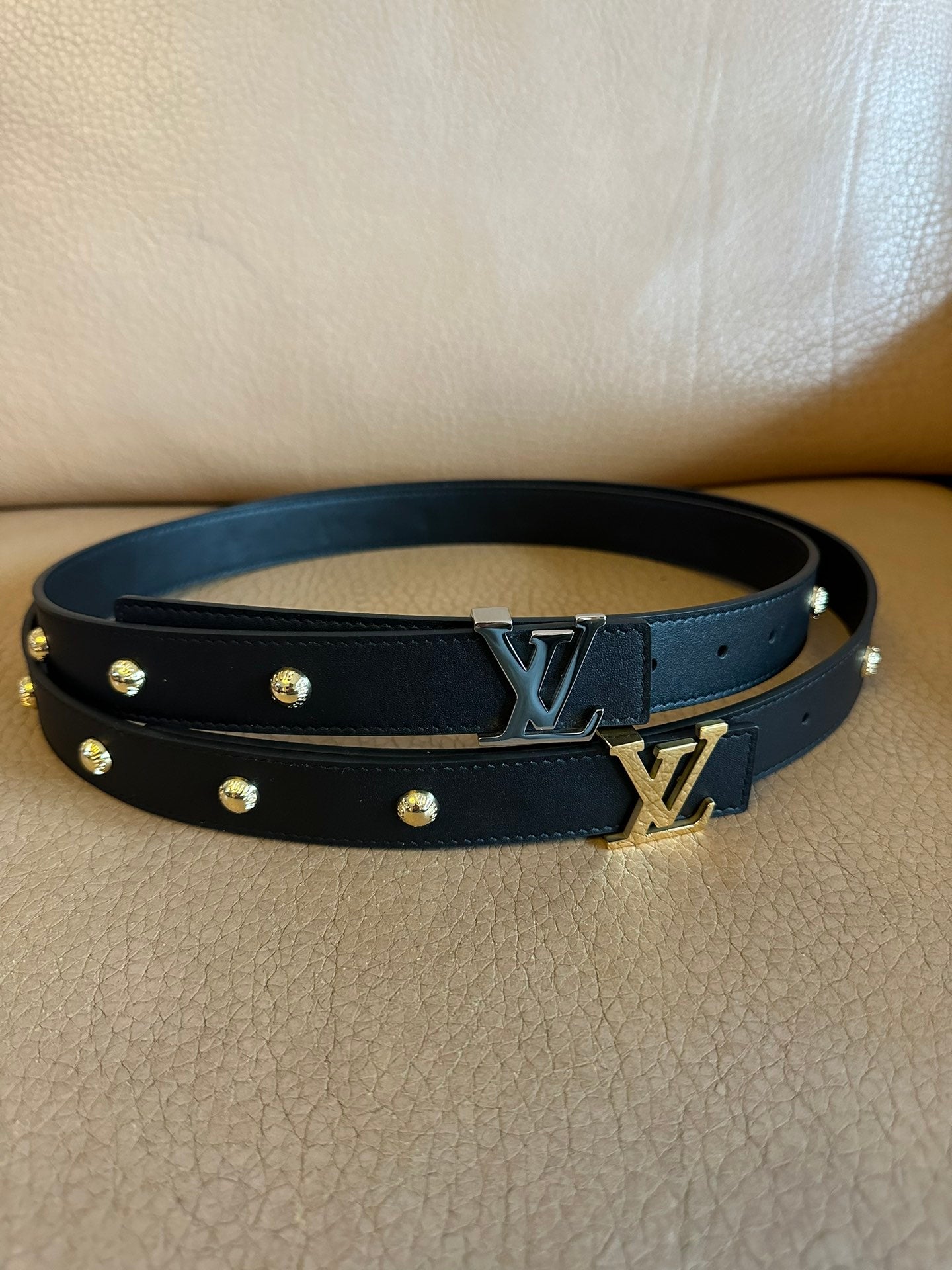 LOUIS VUITTON LV Initiales Studs 30mm Reversible Belt Gold Buckle Black Leather