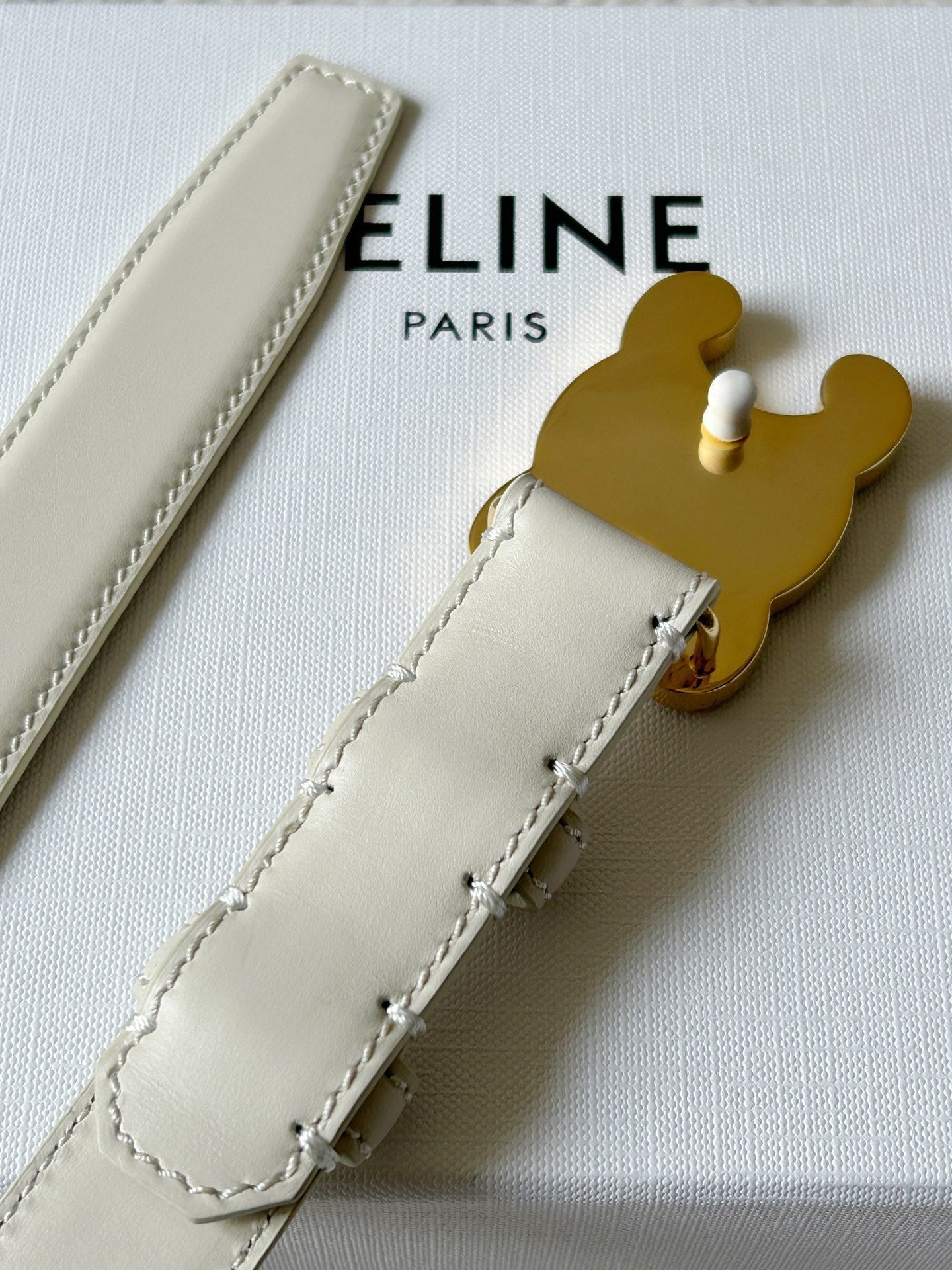 CELINE TRIOMPHE BELT 24MM IN WHITE CALFSKIN WITH LEATHER BUCKLE