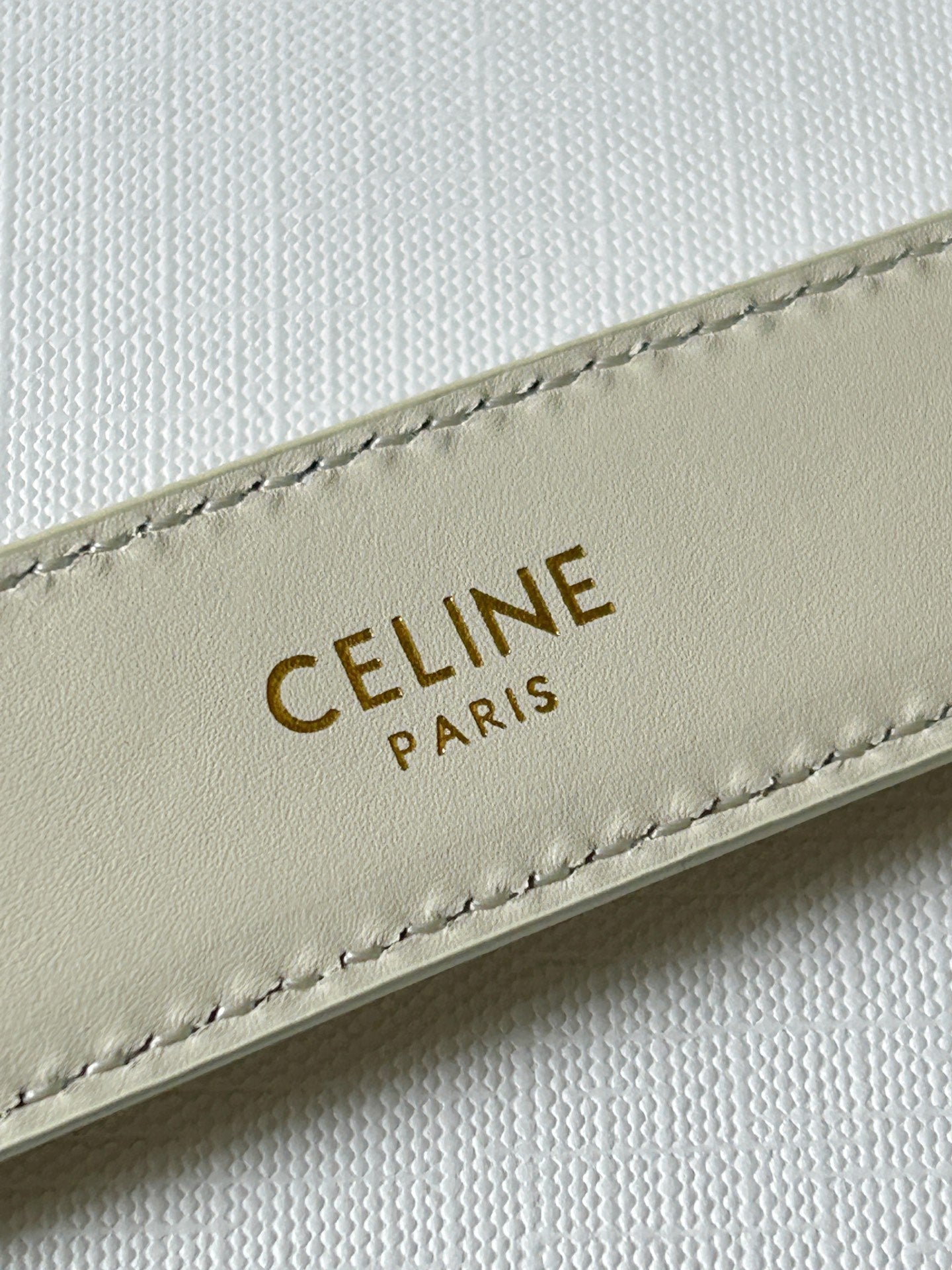 CELINE TRIOMPHE BELT 24MM IN WHITE CALFSKIN WITH LEATHER BUCKLE