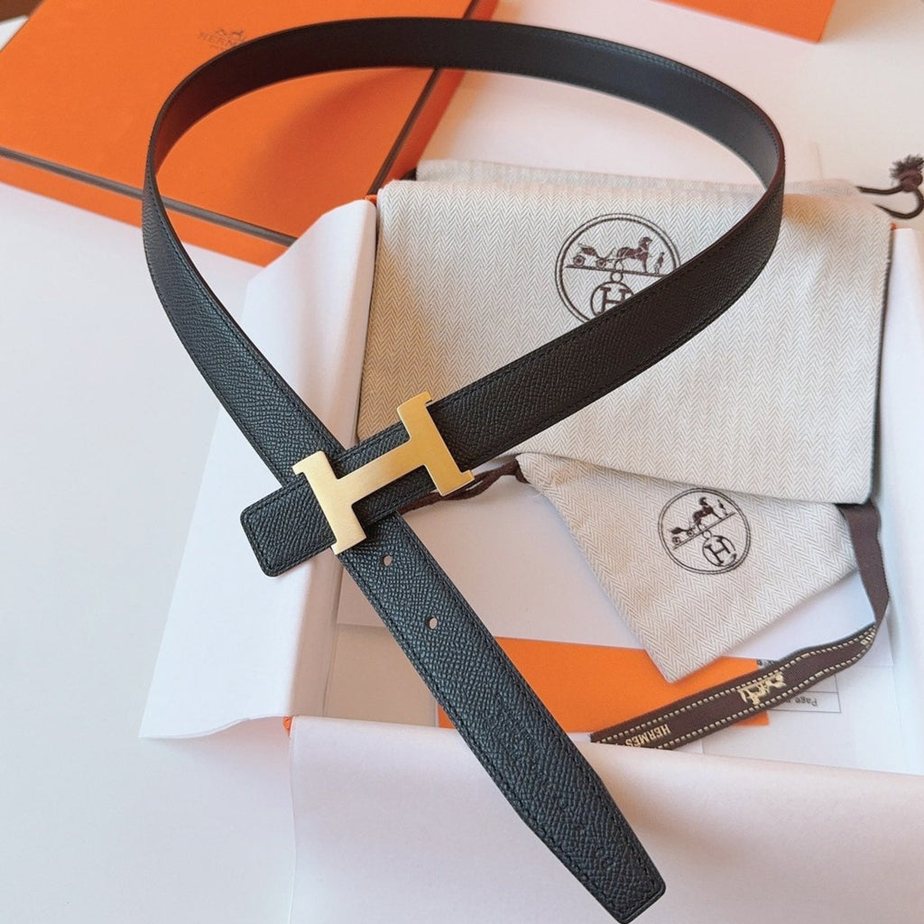 HERMES MINI H BELT BUCKLE & REVERSIBLE BLACK LEATHER STRAP 24 MM GOLD HARDWARE