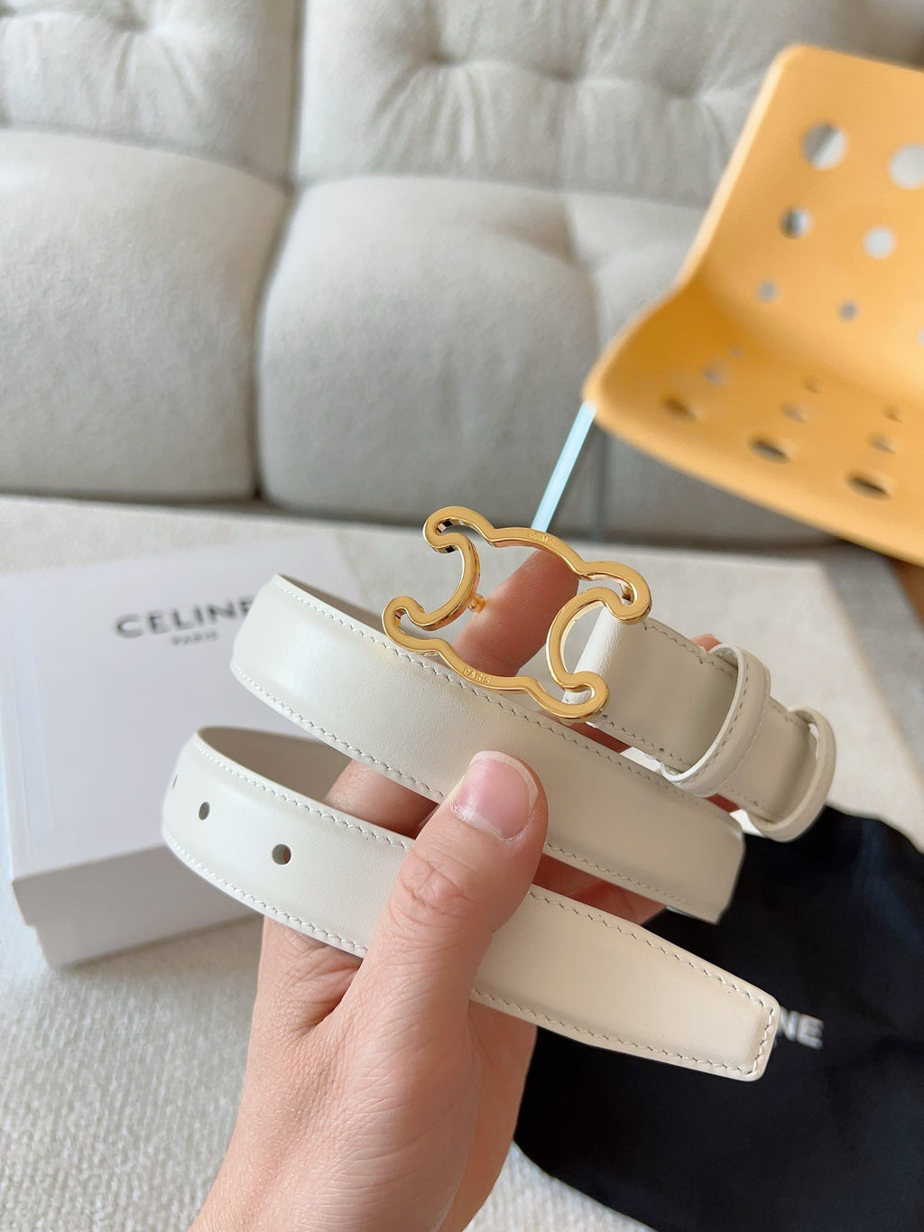 CELINE BELT 25MM TRIOMPHE LOGO CUT-OUT IN WHITE SMOOTH CALFSKIN WITH GOLD BUCKLE