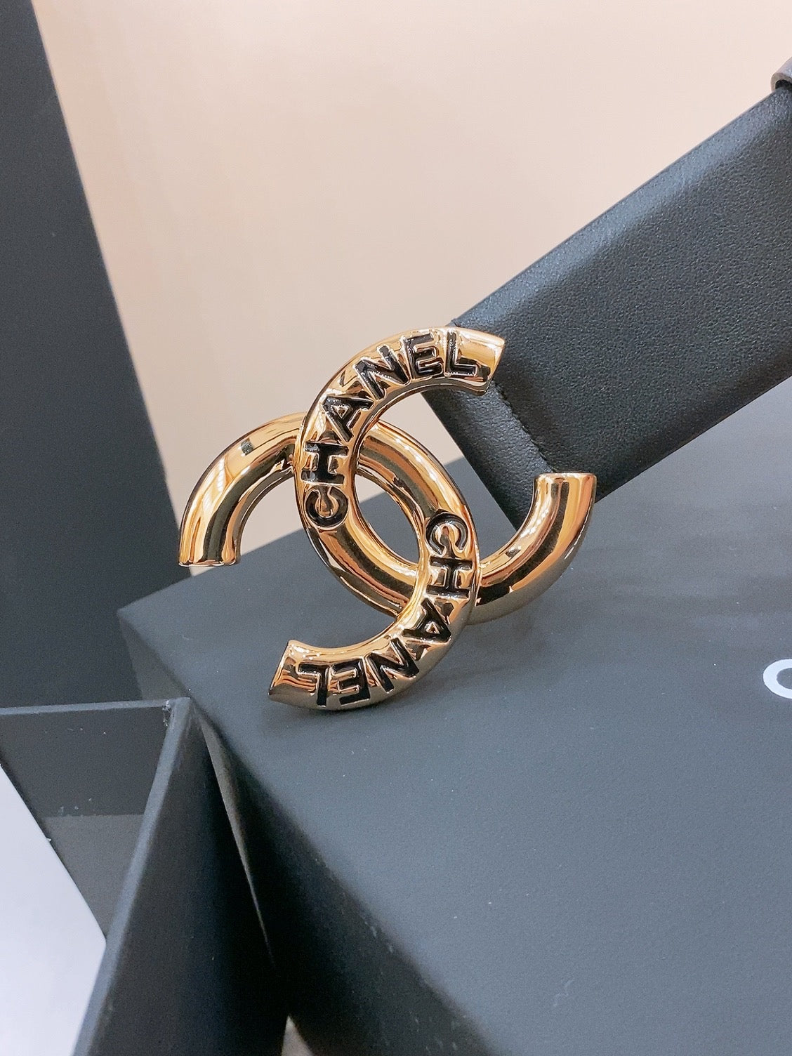 CHANEL DOUBLE C BELT 40MM IN BLACK CALFSKIN GOLD BUCKLE EMBOSSED BLACK LOGO