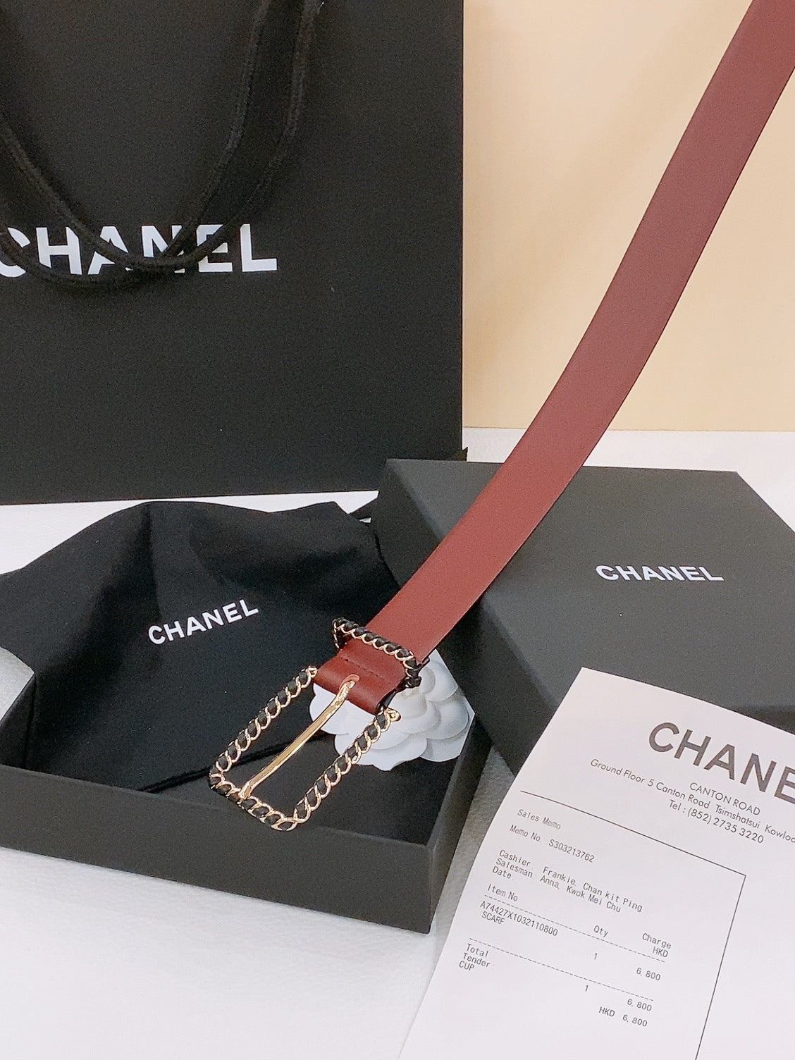 CHANEL BELT 30MM IN BLACK AND RED CALFSKIN WITH INTERWOVEN GOLD CHAIN BUCKLE